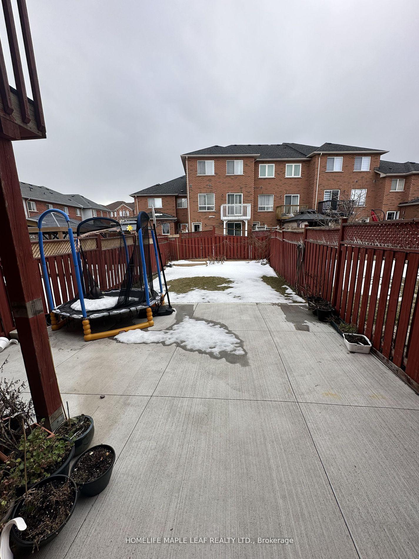 Photo 22 of 15 Pikake Court, Vaughan, Maple — HOMEH