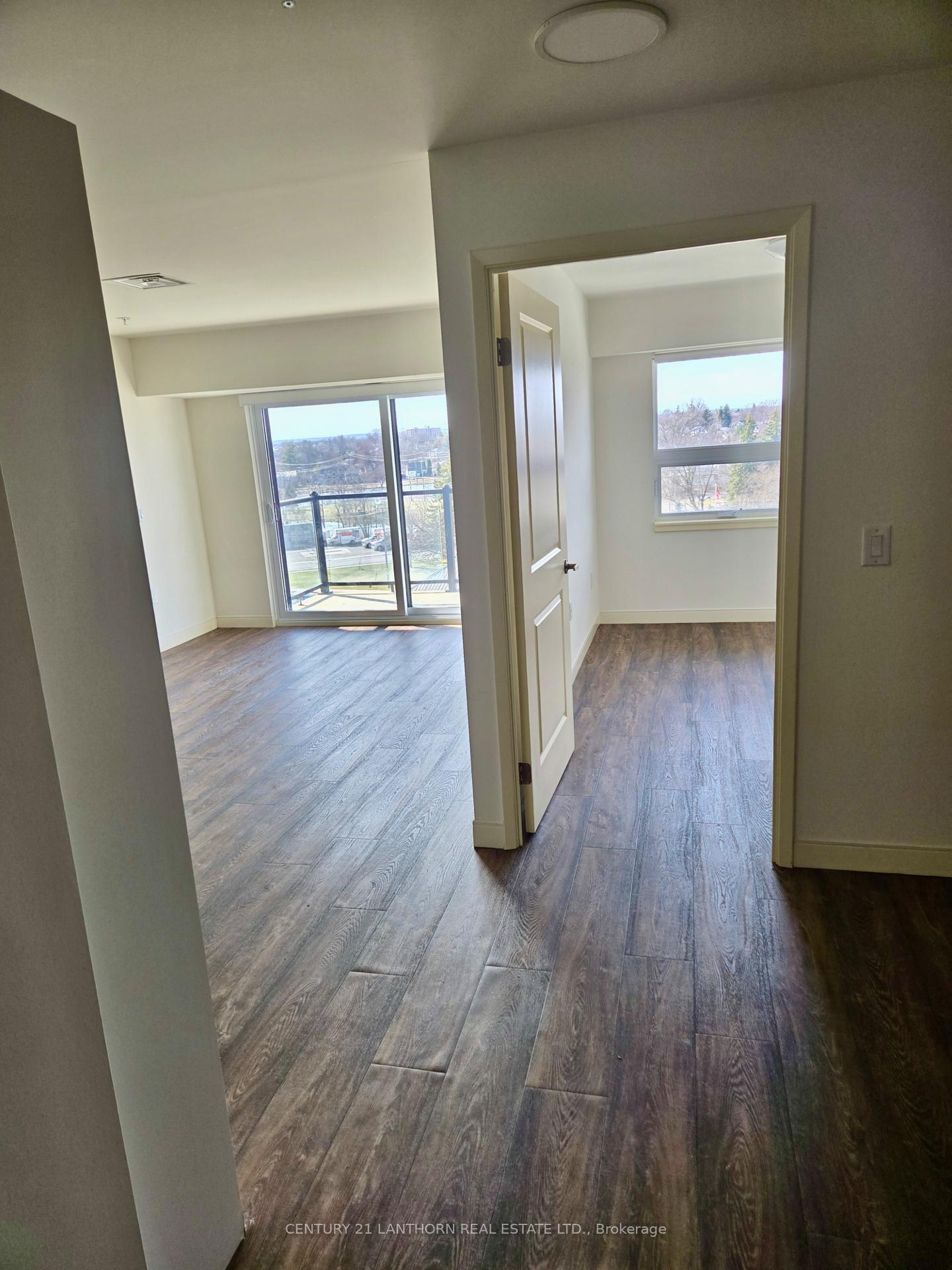 Photo 1 of Unit 504, 135 Station Street S, Belleville, Belleville Ward — HOMEH