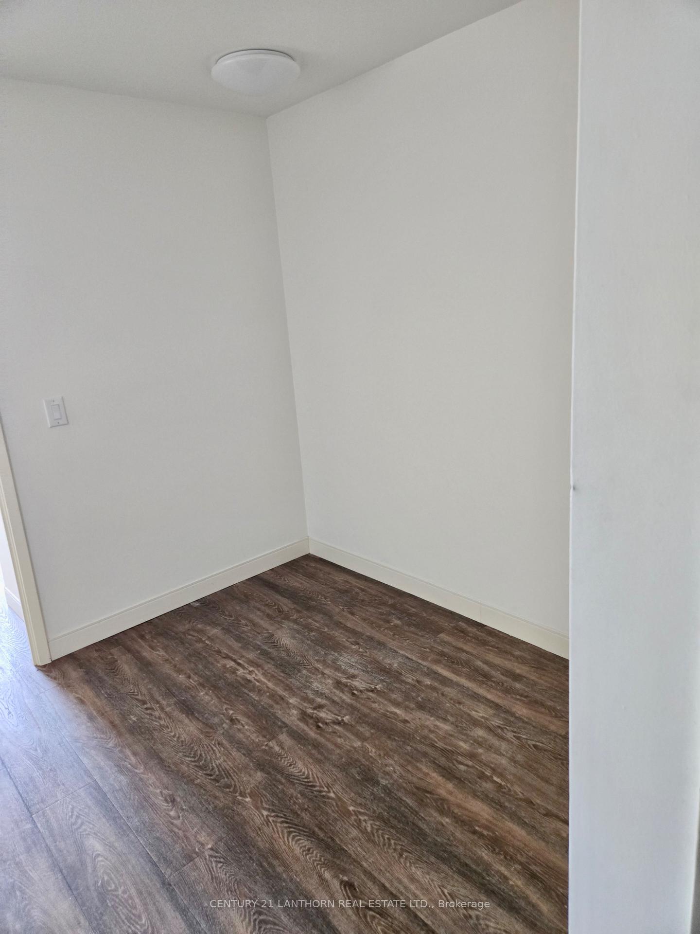 Photo 2 of Unit 504, 135 Station Street S, Belleville, Belleville Ward — HOMEH