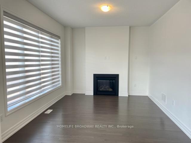 Photo 3 of 24 Lockton Street, Whitby, Rural Whitby — HOMEH