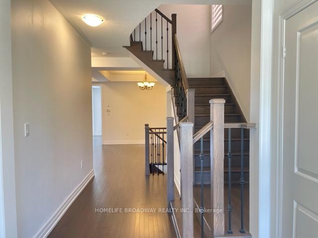 Photo 12 of 24 Lockton Street, Whitby, Rural Whitby — HOMEH
