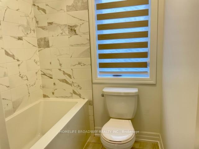 Photo 21 of 24 Lockton Street, Whitby, Rural Whitby — HOMEH