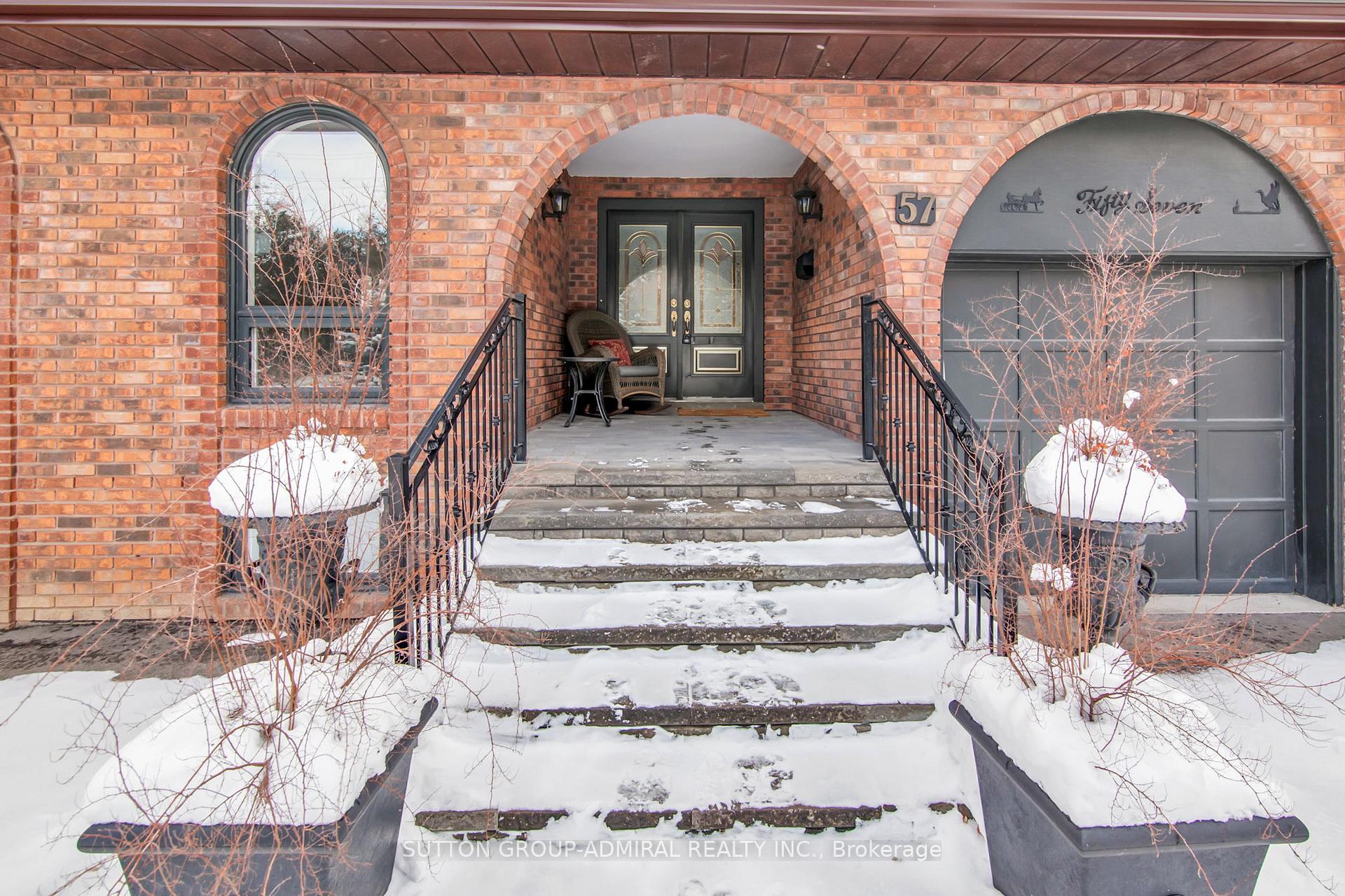 Photo 4 of 57 Arnold Avenue, Vaughan, Crestwood-Springfarm-Yorkhill — HOMEH