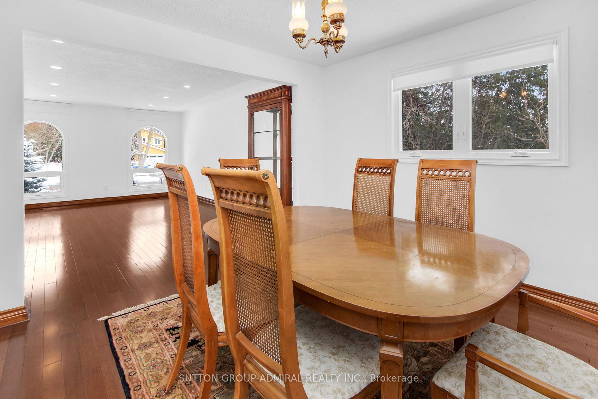 Photo 11 of 57 Arnold Avenue, Vaughan, Crestwood-Springfarm-Yorkhill — HOMEH