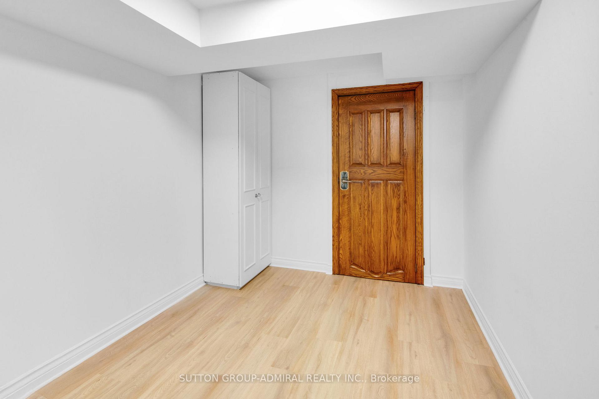 Photo 27 of 57 Arnold Avenue, Vaughan, Crestwood-Springfarm-Yorkhill — HOMEH