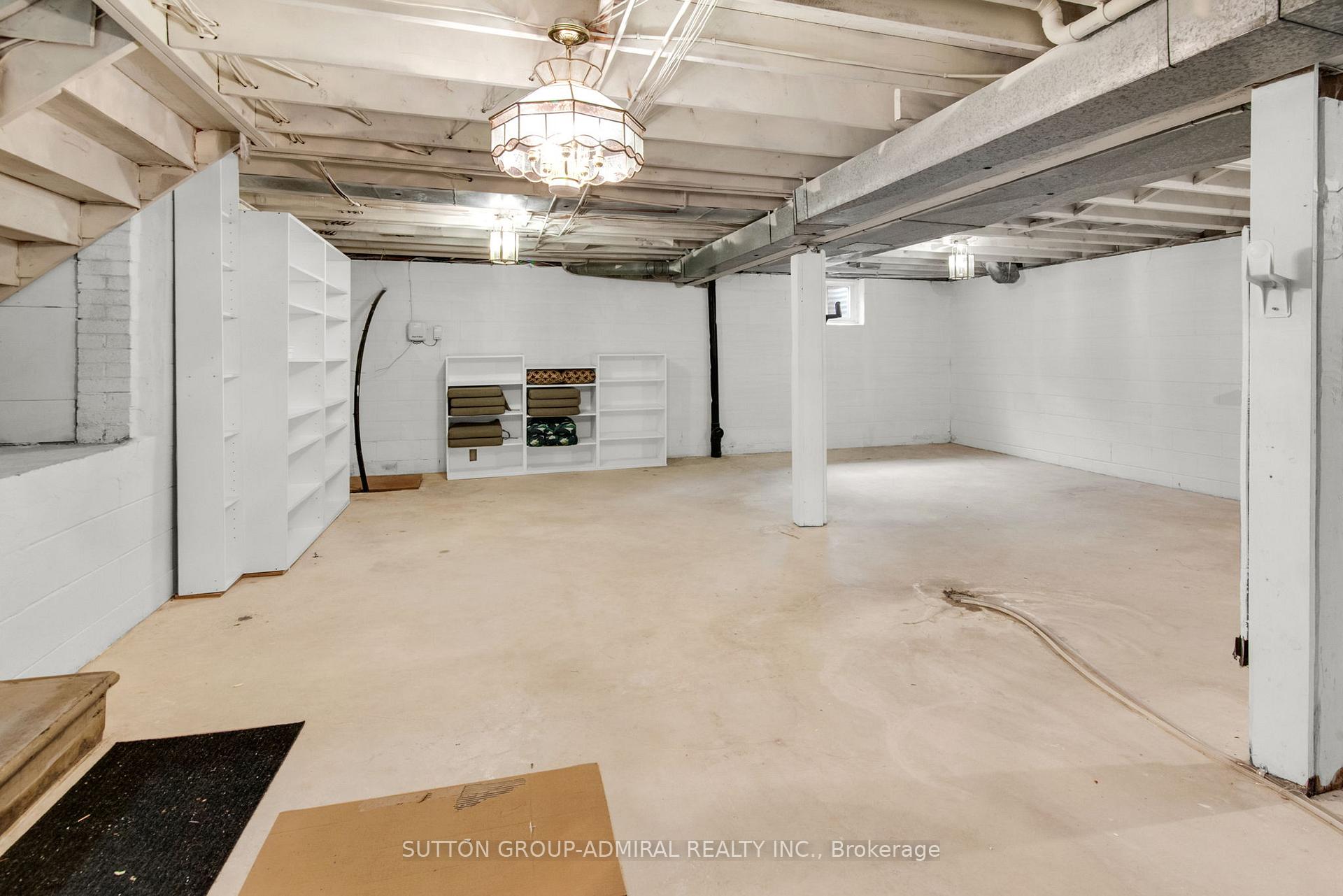 Photo 30 of 57 Arnold Avenue, Vaughan, Crestwood-Springfarm-Yorkhill — HOMEH