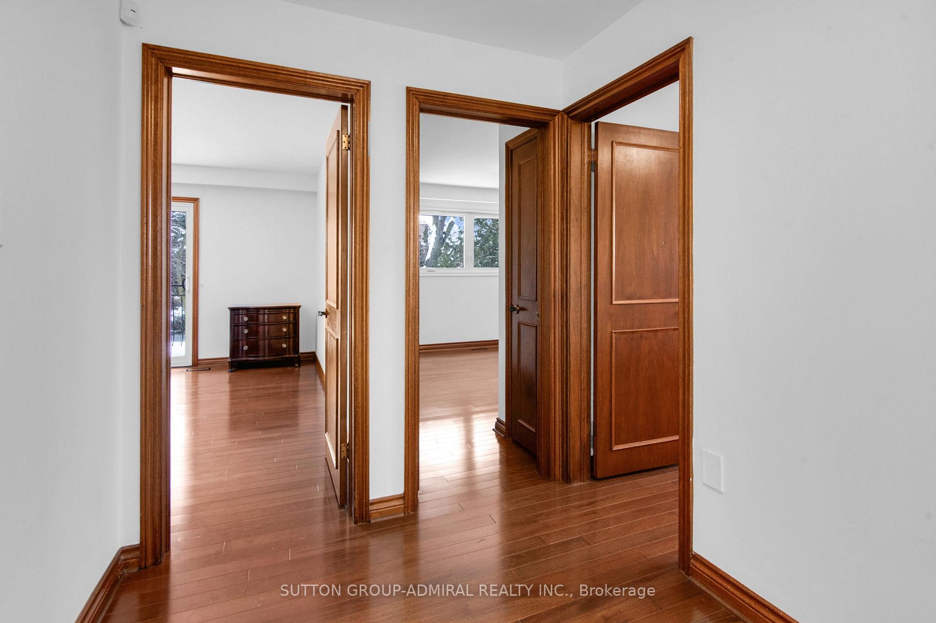Photo 31 of 57 Arnold Avenue, Vaughan, Crestwood-Springfarm-Yorkhill — HOMEH