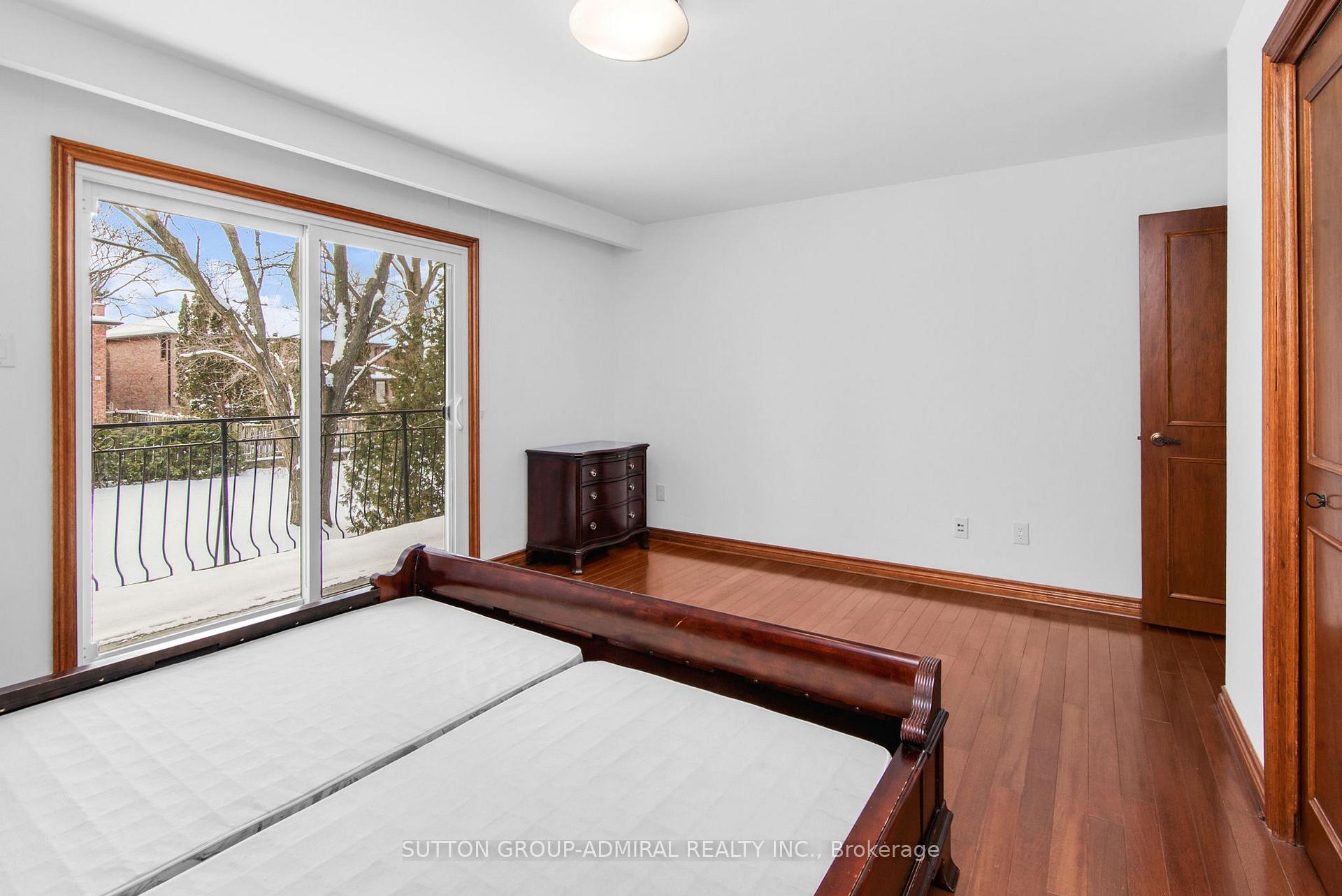 Photo 41 of 57 Arnold Avenue, Vaughan, Crestwood-Springfarm-Yorkhill — HOMEH