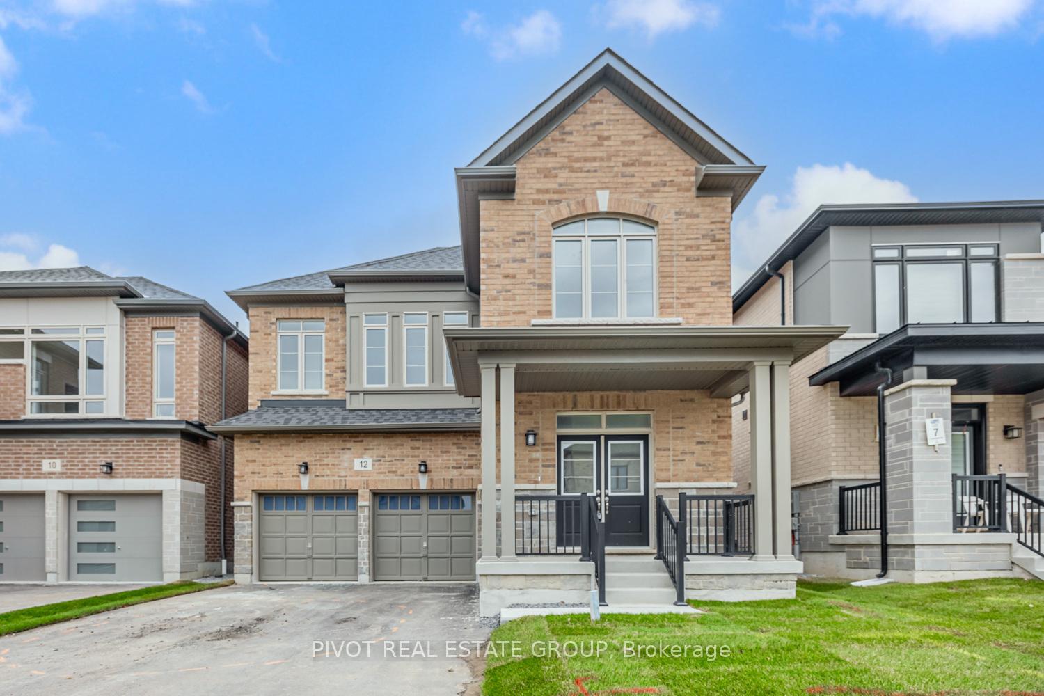 Front of 12 Waterfront Crescent