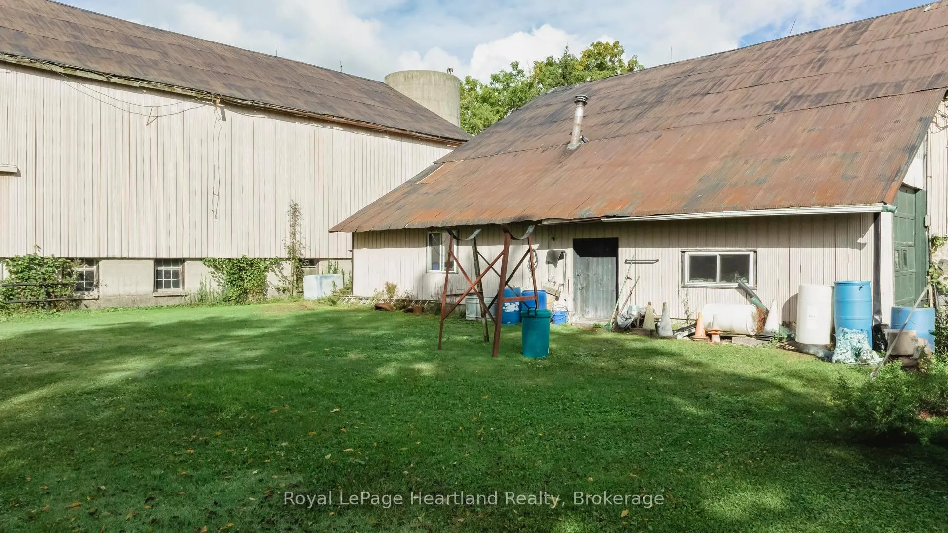 Photo 9 of 73399 London Road, Bluewater, Hay Twp — HOMEH