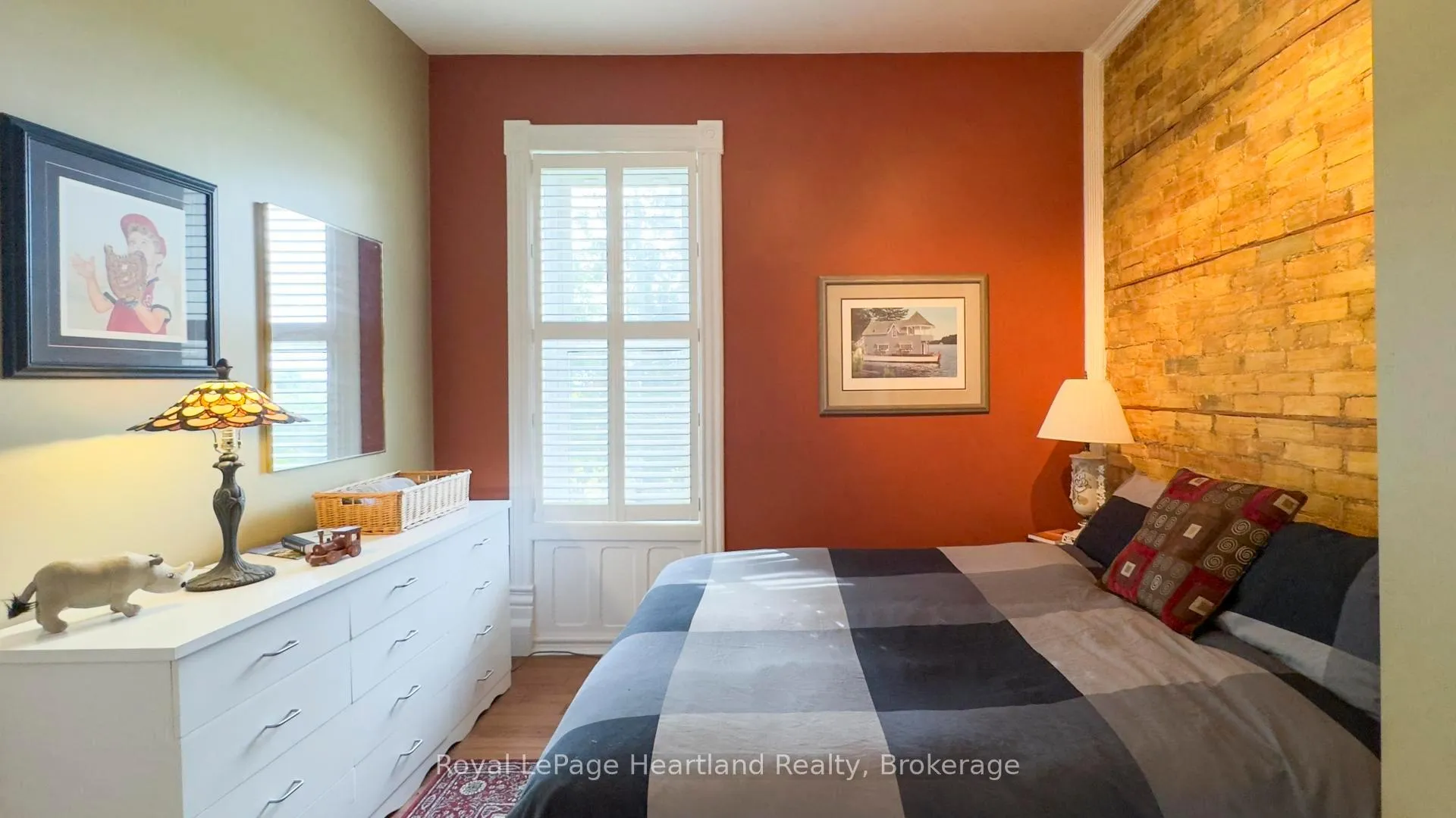 Photo 28 of 73399 London Road, Bluewater, Hay Twp — HOMEH