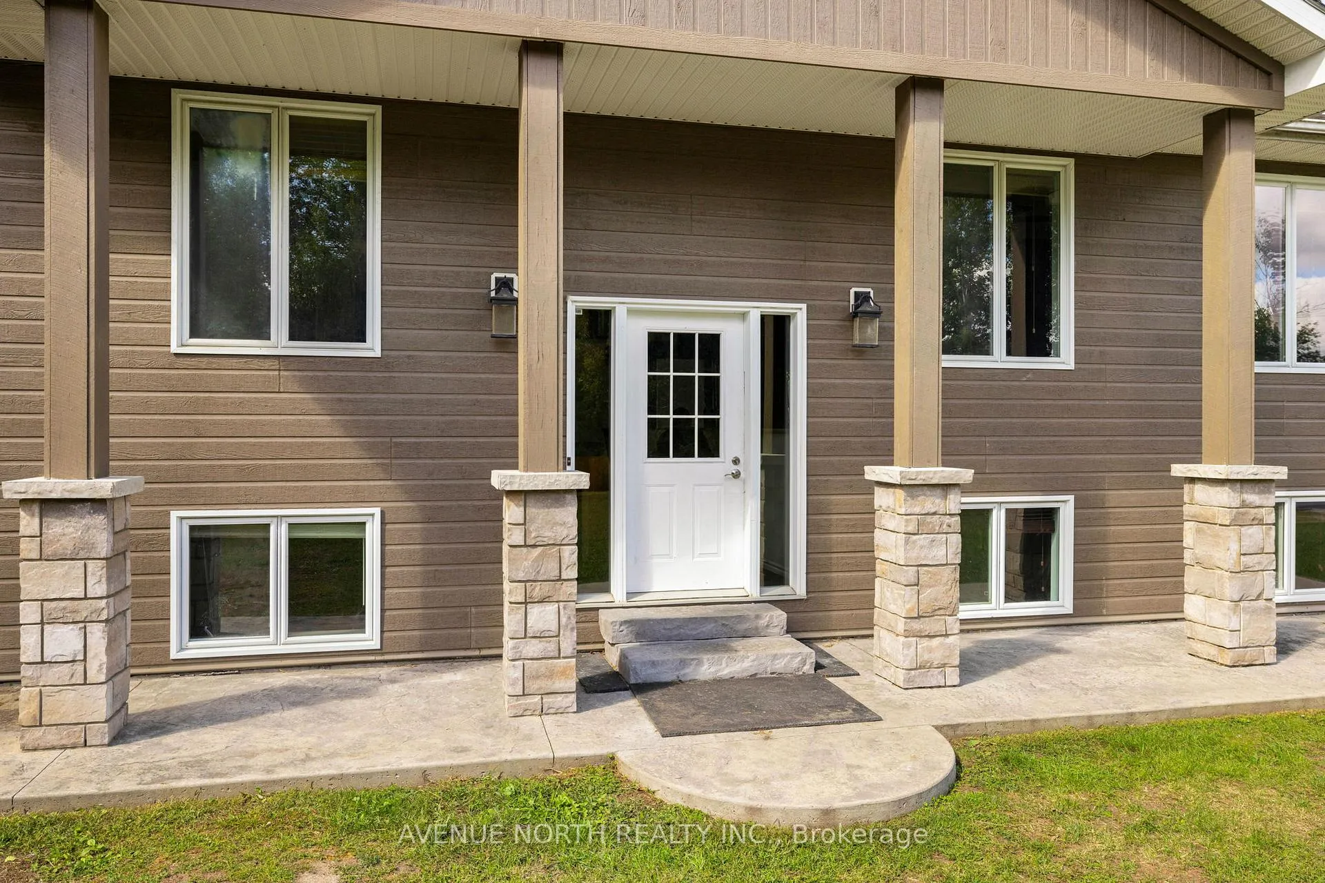 Photo 3 of 7843 Hwy 15, Beckwith, Beckwith Twp — HOMEH