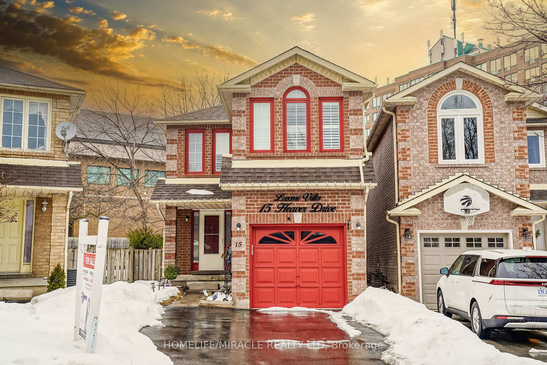 Front of 15 Heaver Drive