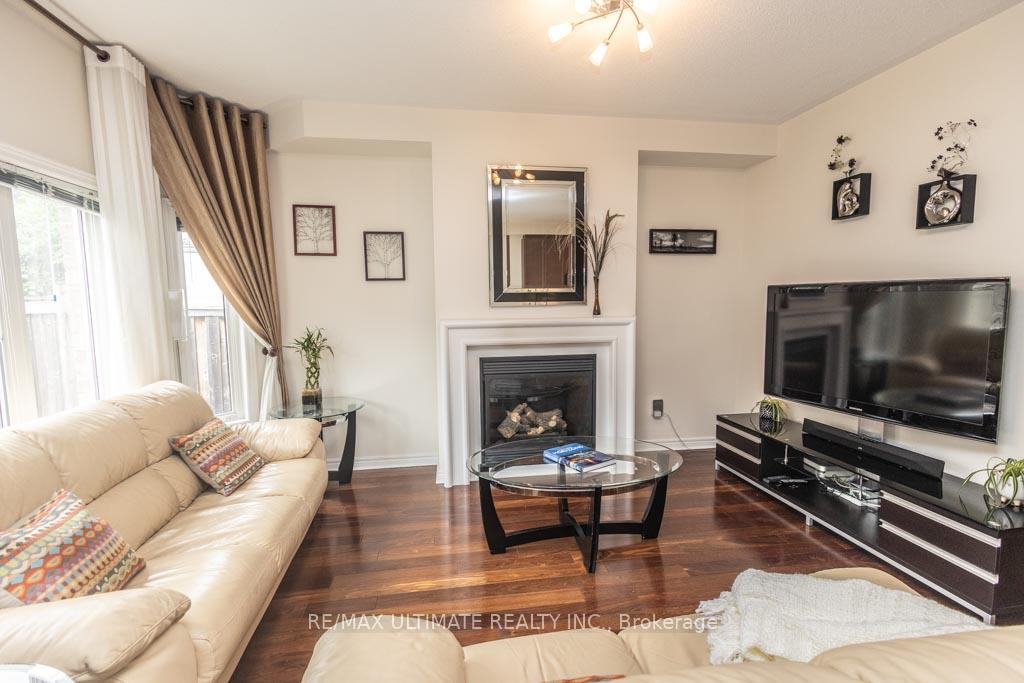 Photo 7 of 60 Haven Road, Vaughan, Patterson — HOMEH