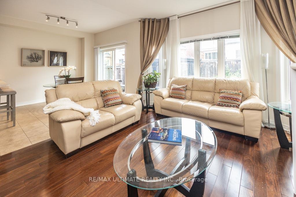 Photo 8 of 60 Haven Road, Vaughan, Patterson — HOMEH