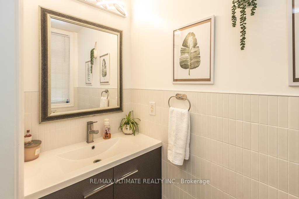 Photo 15 of 60 Haven Road, Vaughan, Patterson — HOMEH