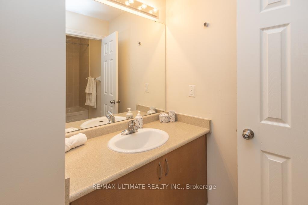 Photo 28 of 60 Haven Road, Vaughan, Patterson — HOMEH