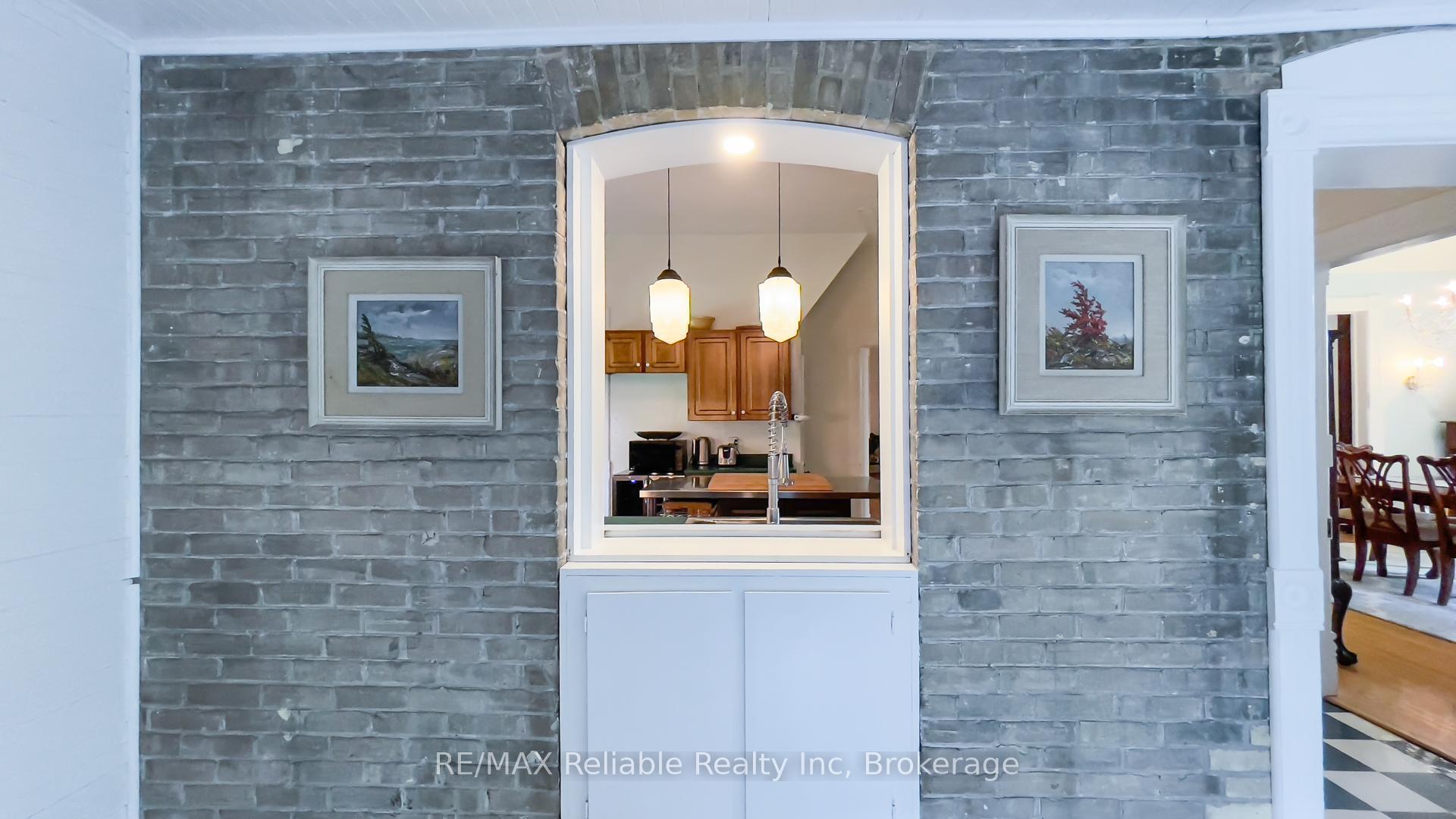 Photo 3 of 32 Bayfield Terrace, Bluewater, Bayfield — HOMEH