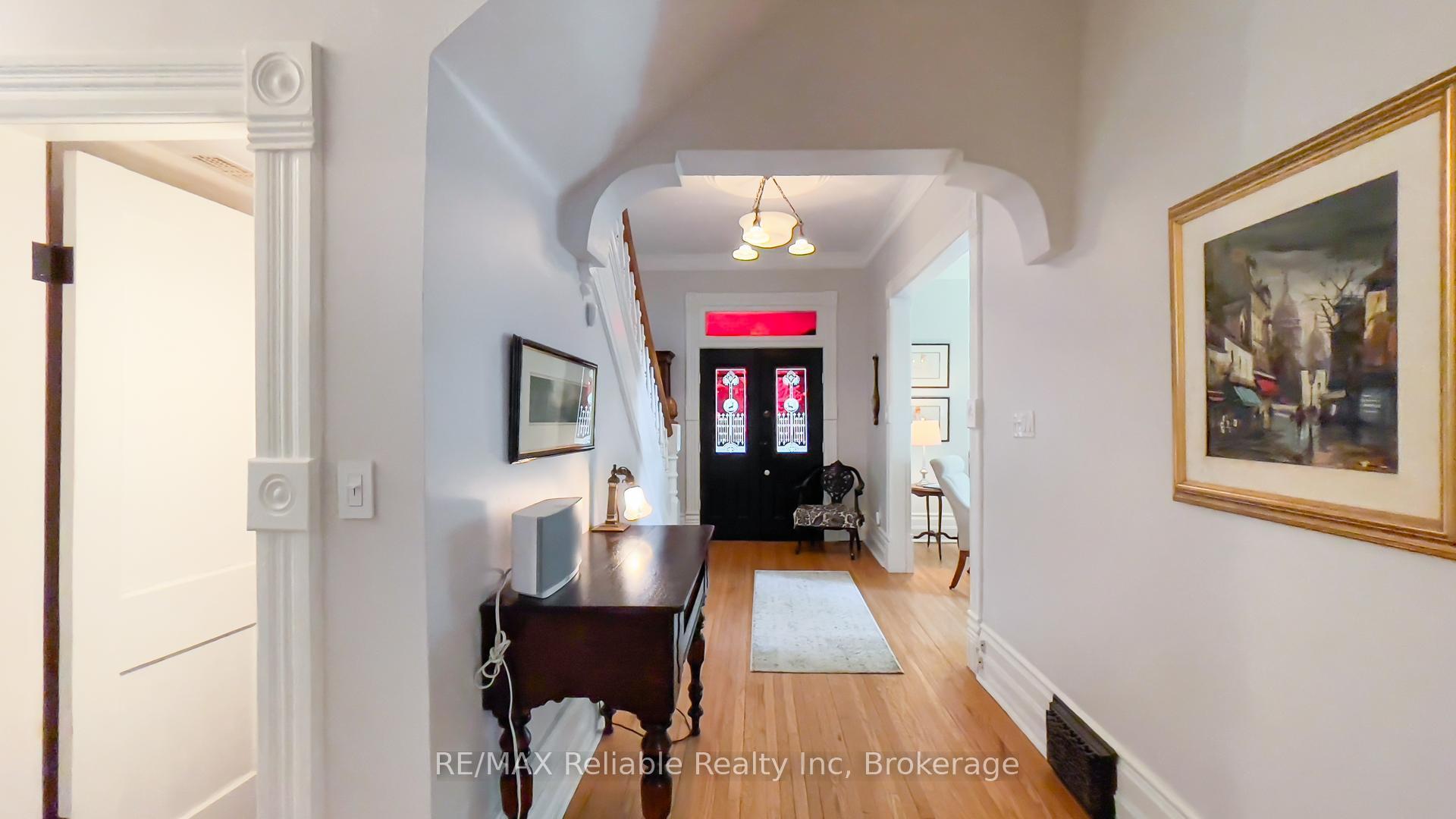 Photo 22 of 32 Bayfield Terrace, Bluewater, Bayfield — HOMEH