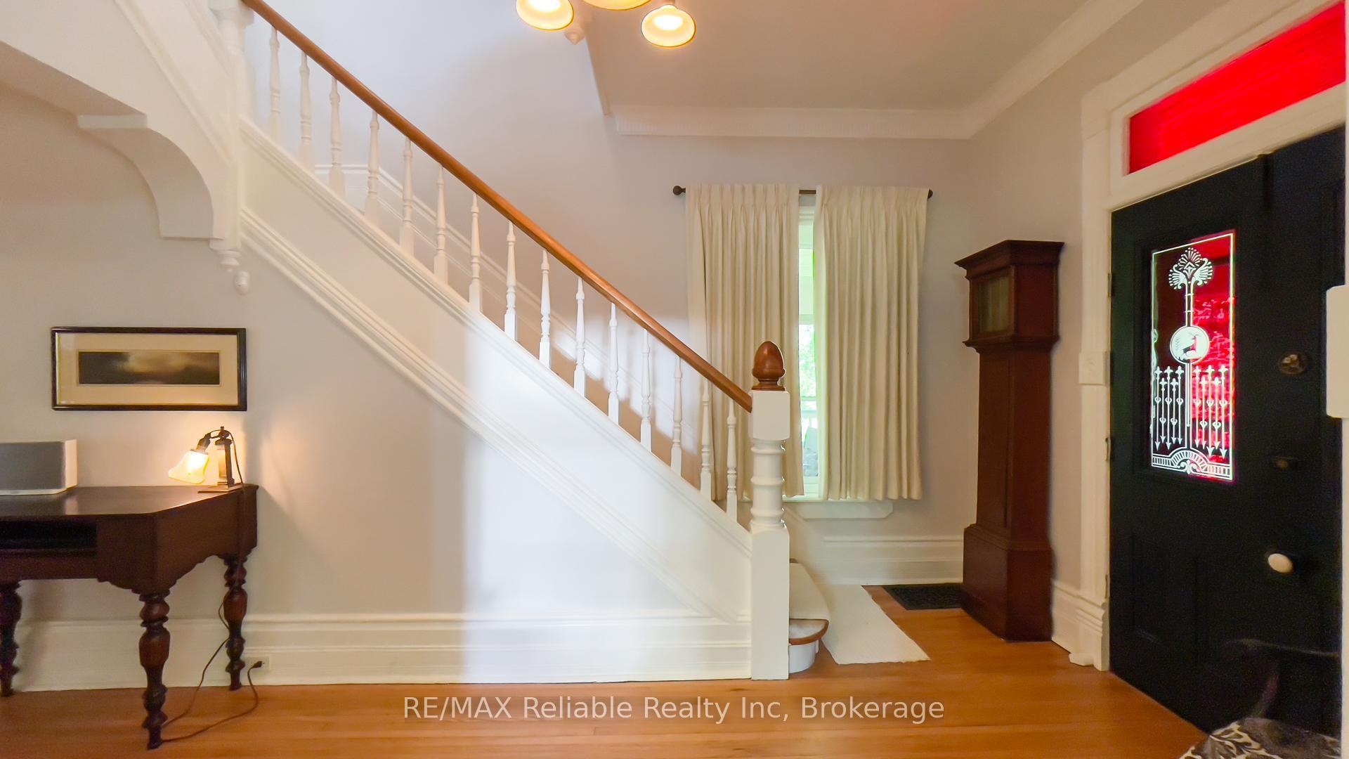 Photo 26 of 32 Bayfield Terrace, Bluewater, Bayfield — HOMEH