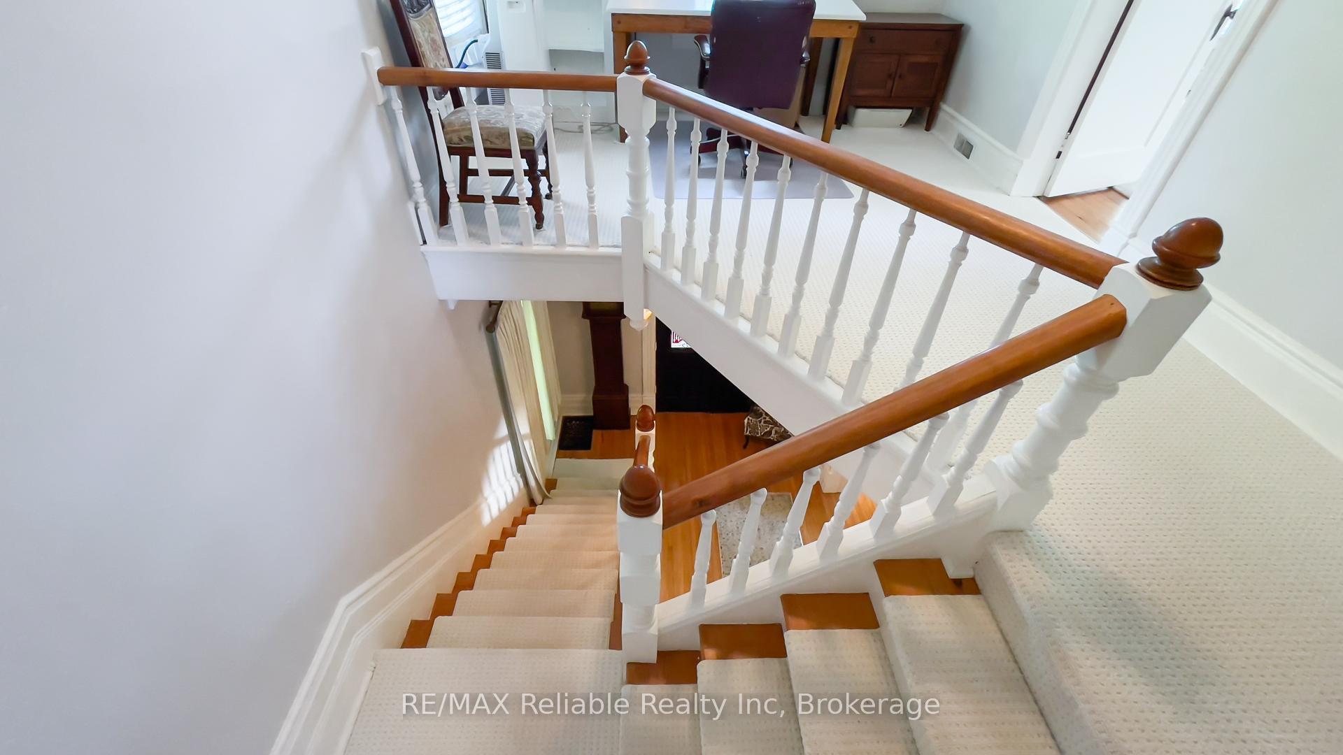 Photo 27 of 32 Bayfield Terrace, Bluewater, Bayfield — HOMEH