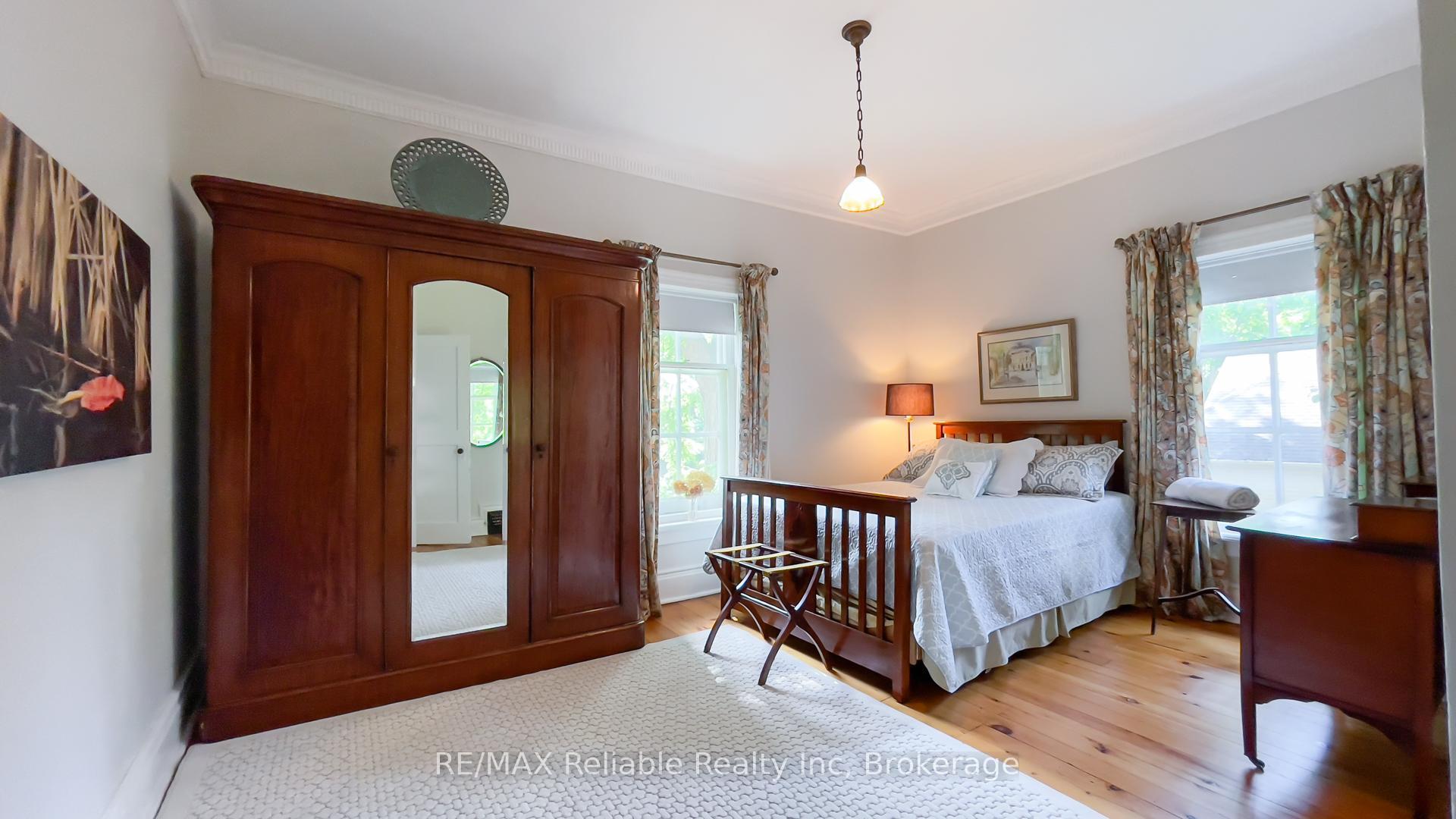 Photo 31 of 32 Bayfield Terrace, Bluewater, Bayfield — HOMEH