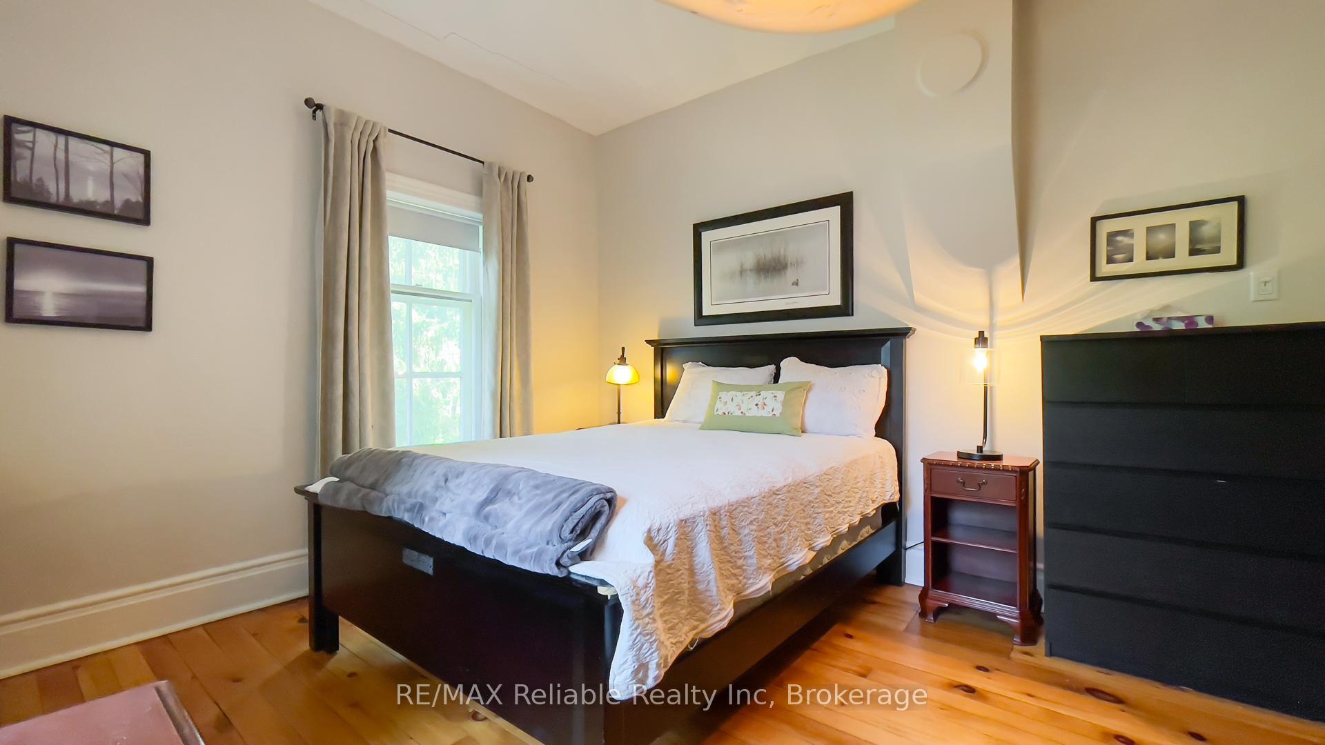 Photo 40 of 32 Bayfield Terrace, Bluewater, Bayfield — HOMEH