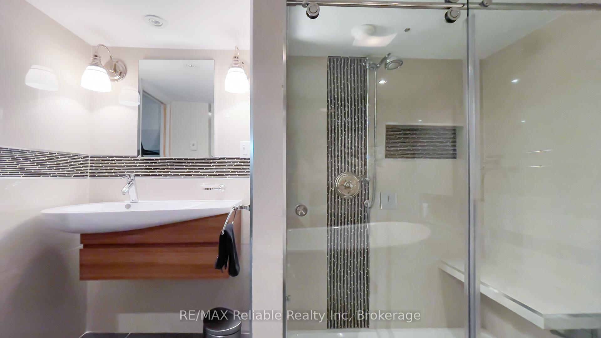 Photo 43 of 32 Bayfield Terrace, Bluewater, Bayfield — HOMEH