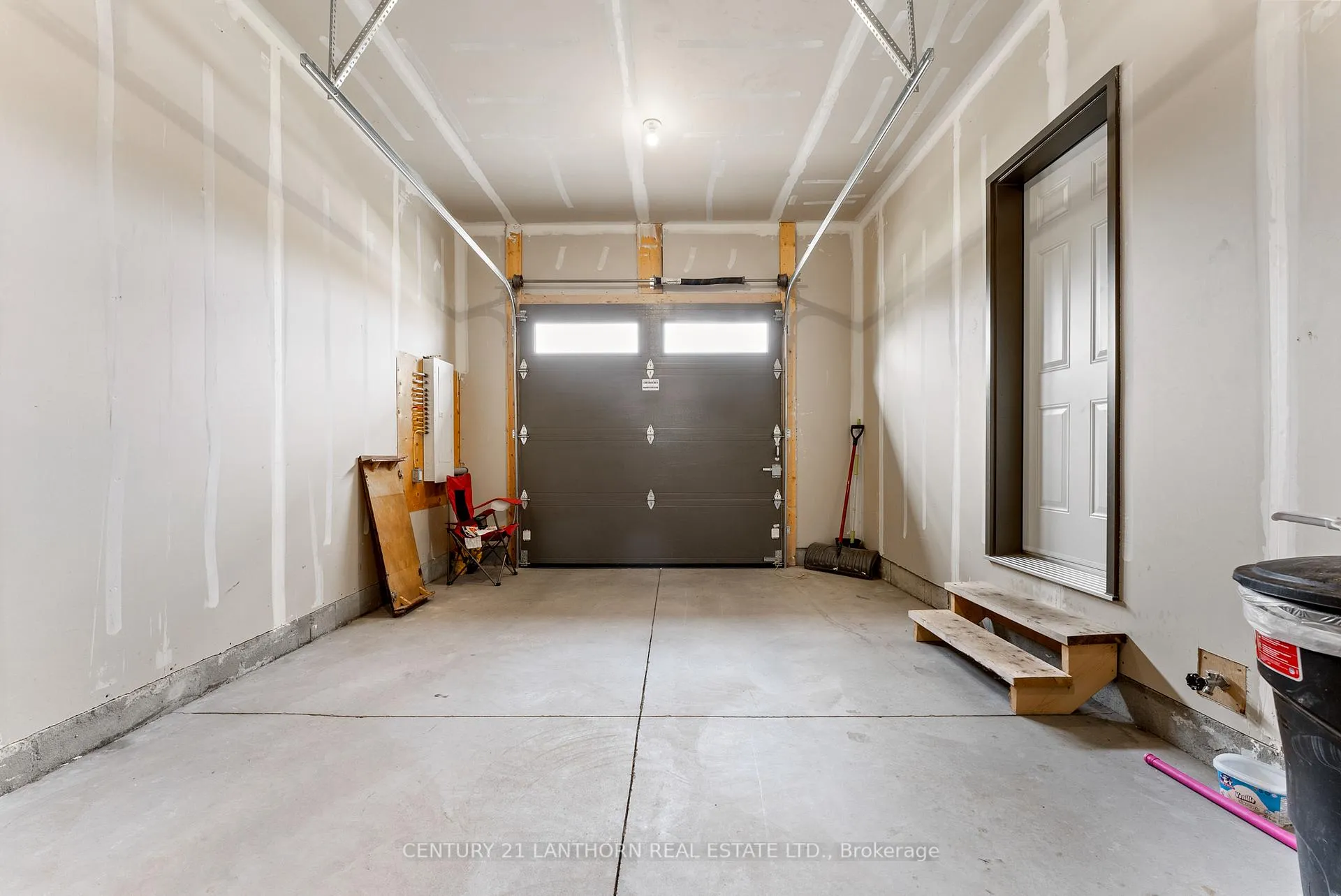 Photo 22 of 25 Beasley Crescent, Prince Edward County, Hallowell Ward — HOMEH