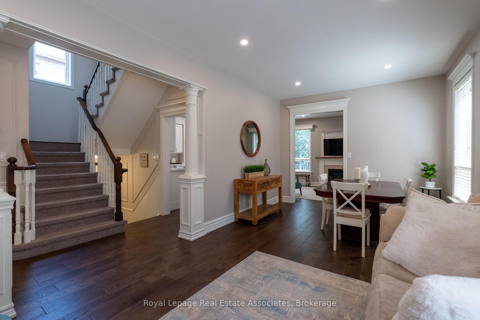 Photo 5 of 11 Cody Avenue, Whitby, Brooklin — HOMEH