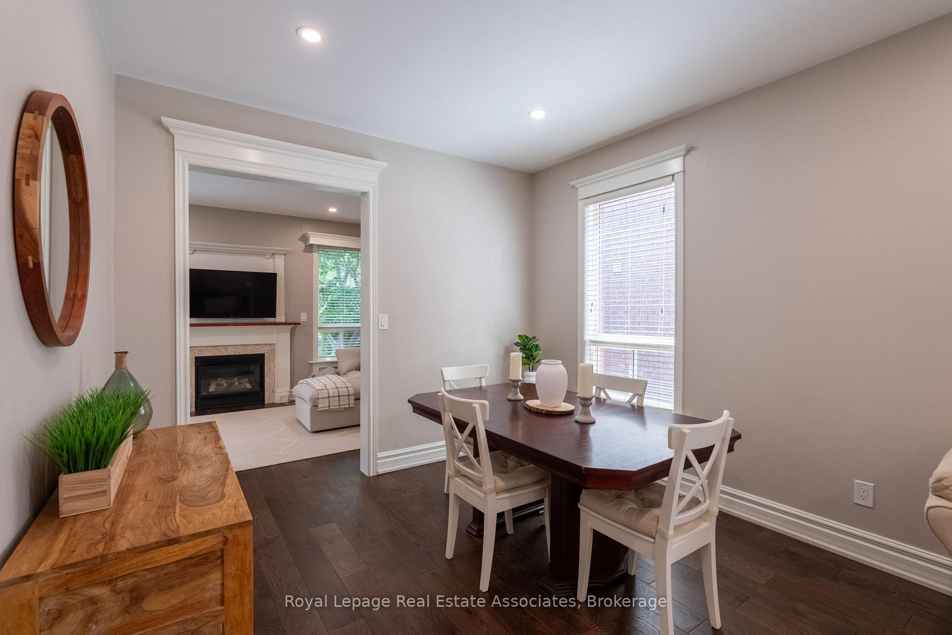 Photo 7 of 11 Cody Avenue, Whitby, Brooklin — HOMEH