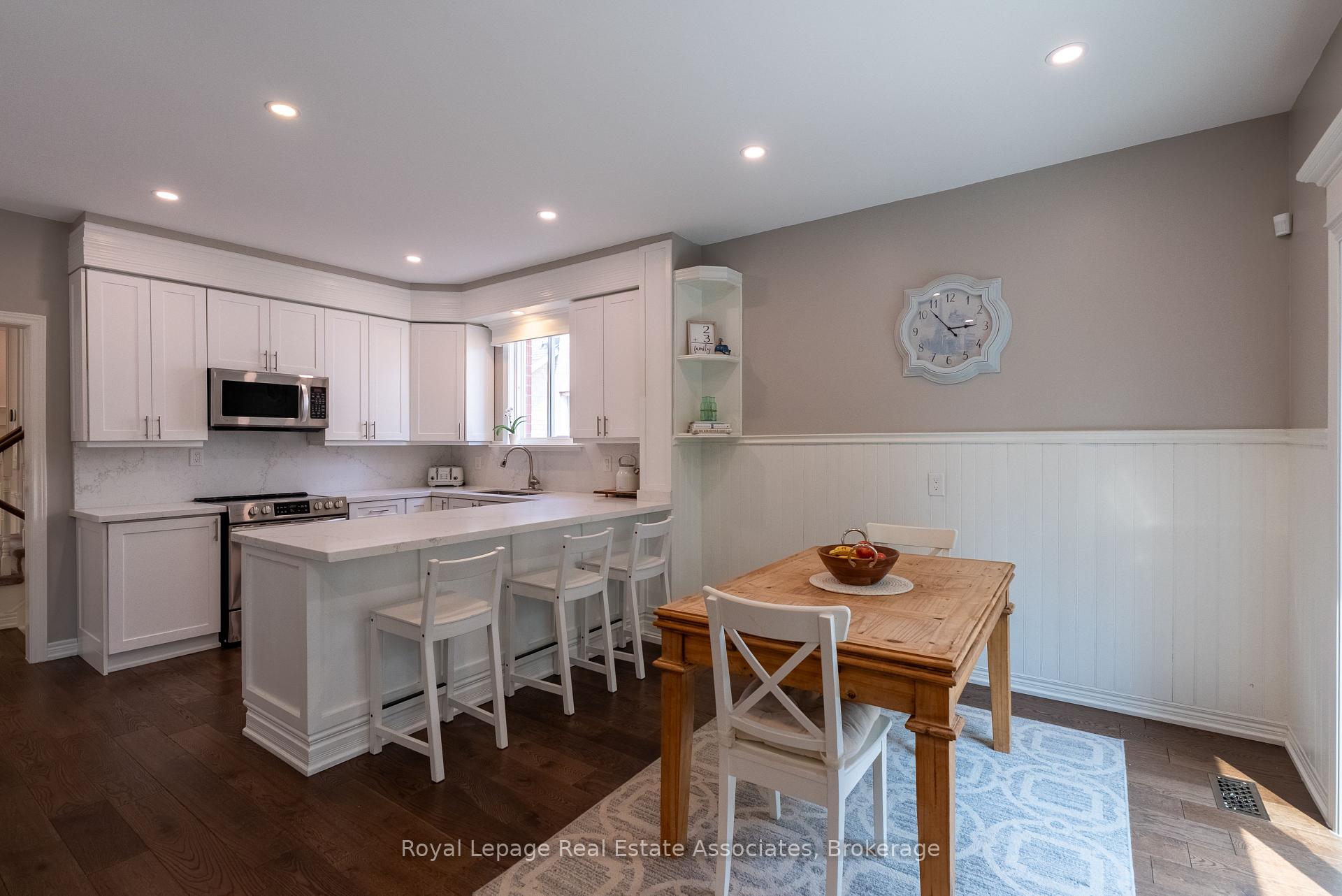 Photo 8 of 11 Cody Avenue, Whitby, Brooklin — HOMEH