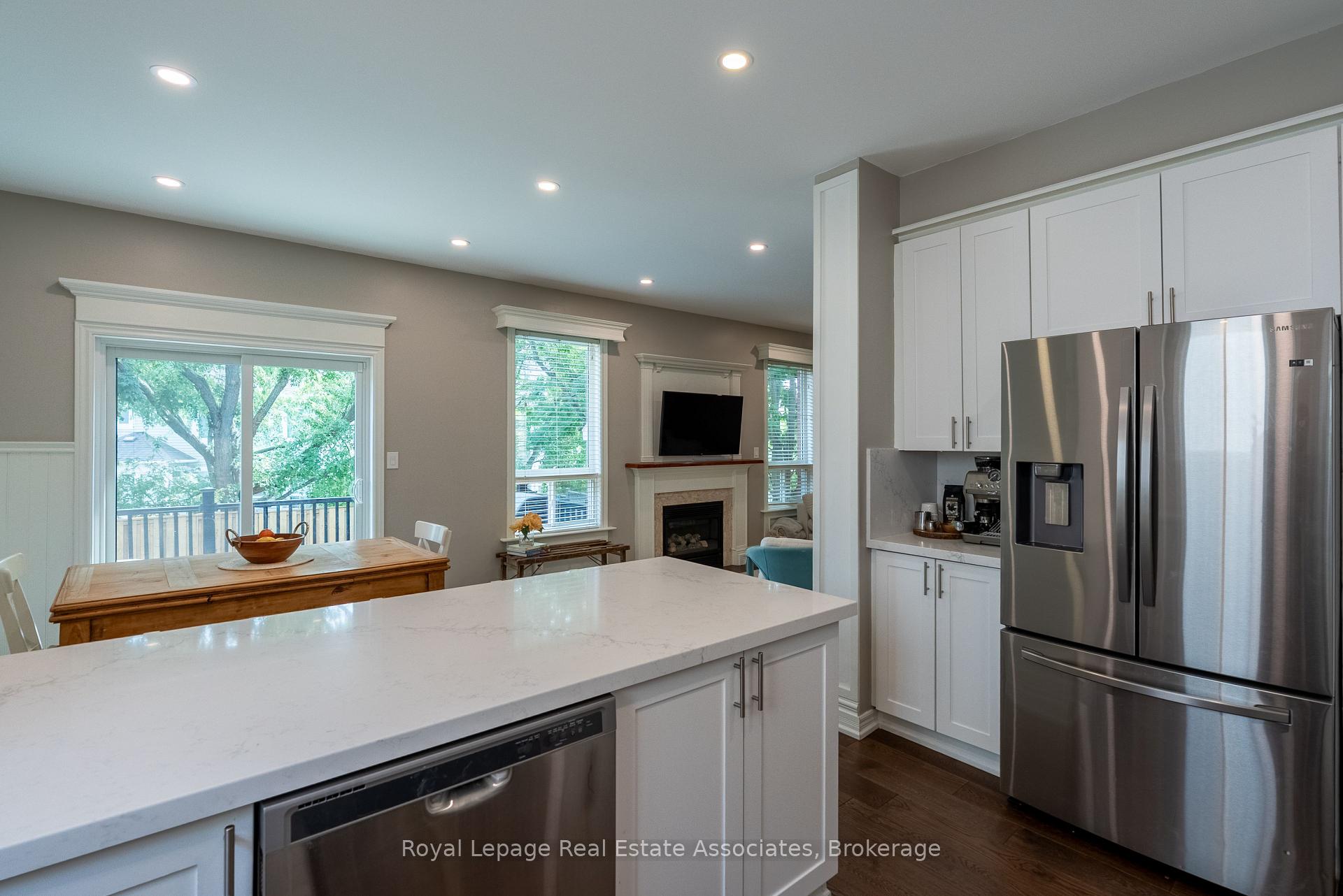 Photo 12 of 11 Cody Avenue, Whitby, Brooklin — HOMEH