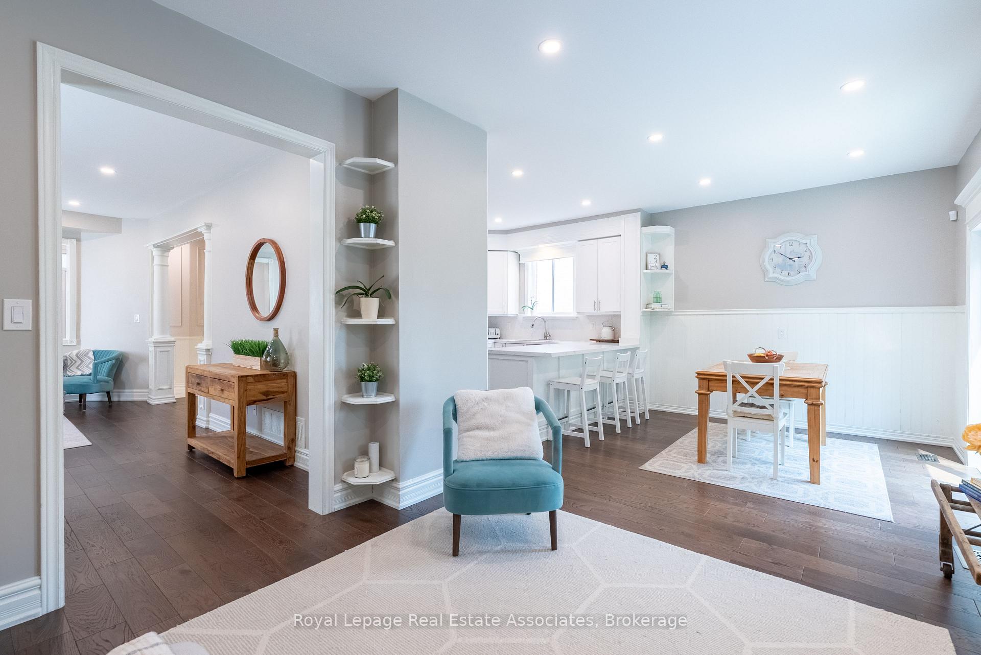 Photo 16 of 11 Cody Avenue, Whitby, Brooklin — HOMEH