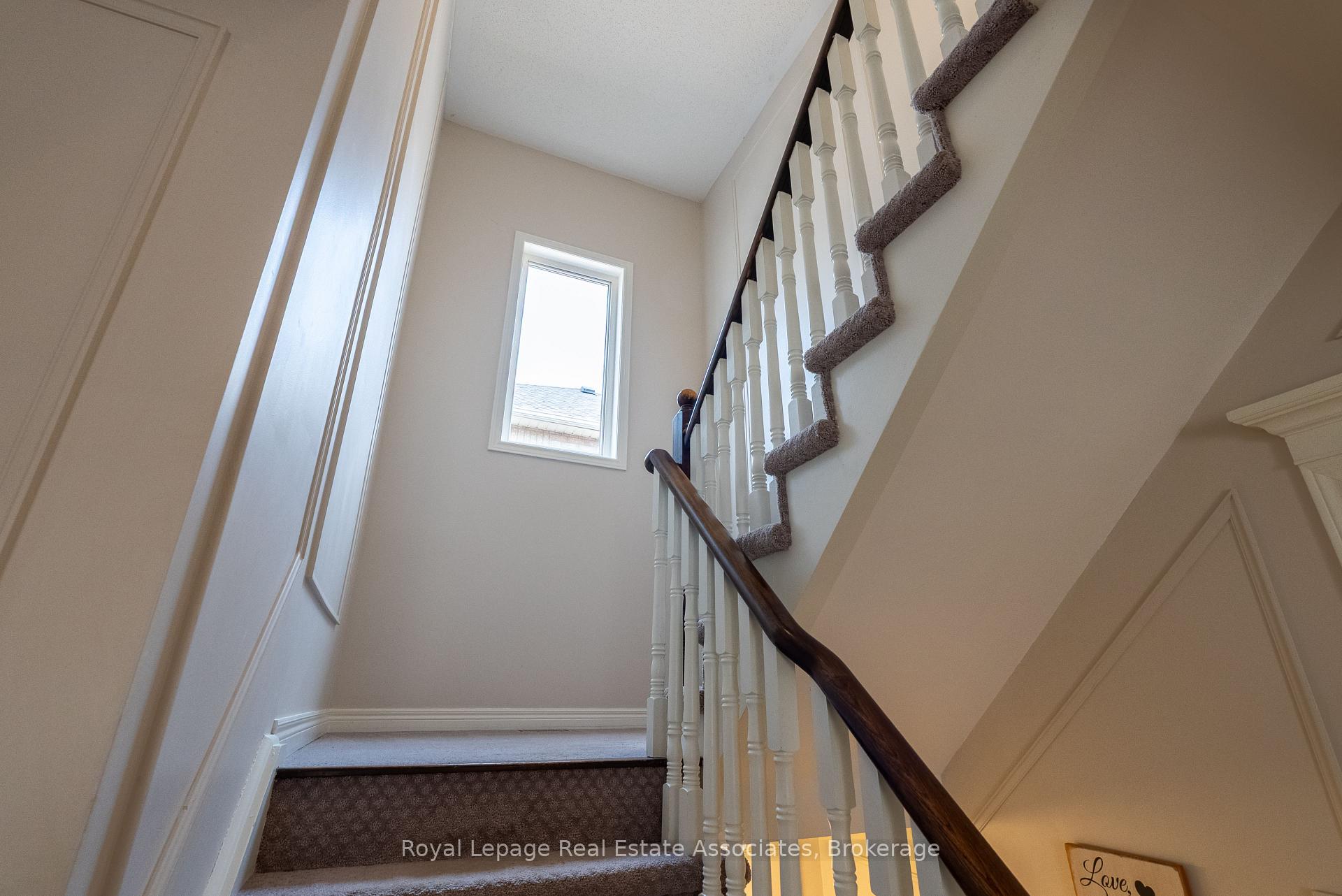 Photo 17 of 11 Cody Avenue, Whitby, Brooklin — HOMEH