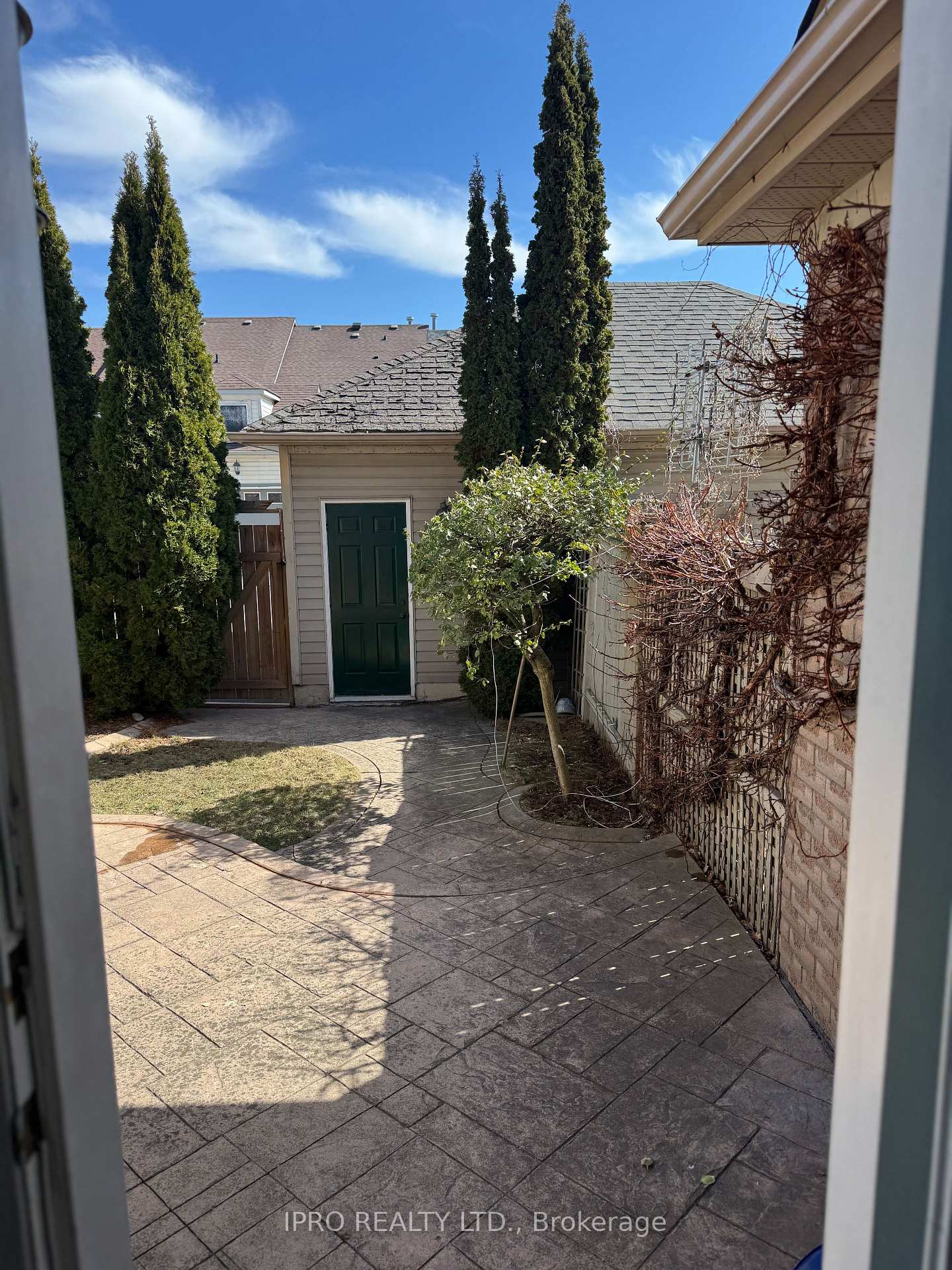 Photo 9 of 49 Forest Run Boulevard, Vaughan, Concord — HOMEH