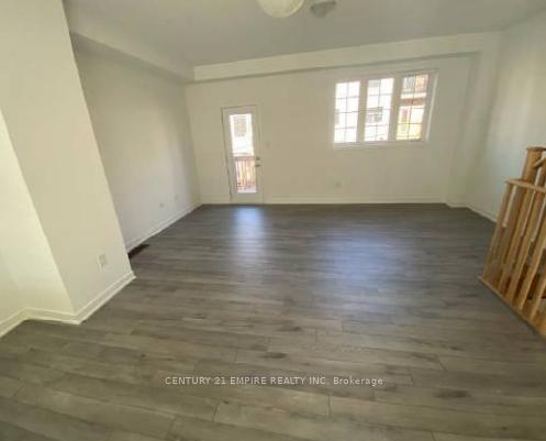 Photo 7 of 39 Selfridge Way, Whitby, Downtown Whitby — HOMEH