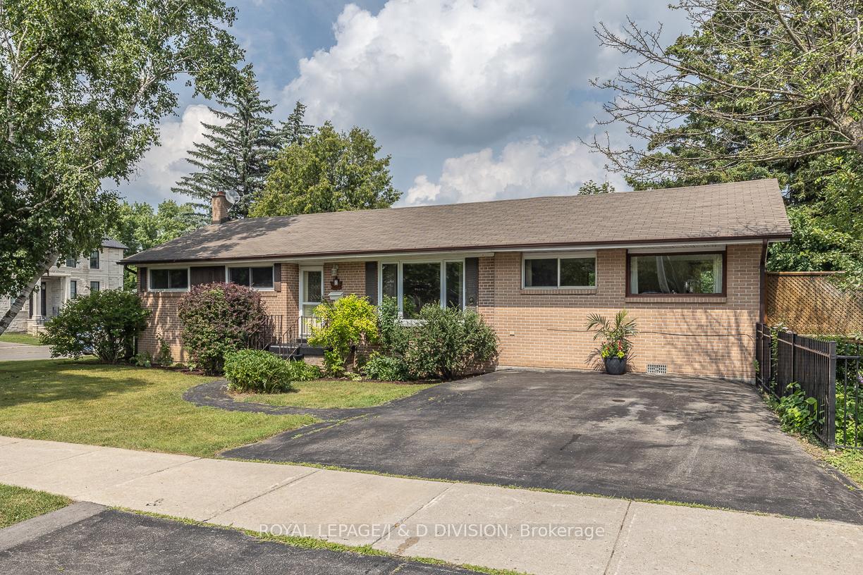 Photo 2 of 87 Child Drive, Aurora, Aurora Highlands — HOMEH