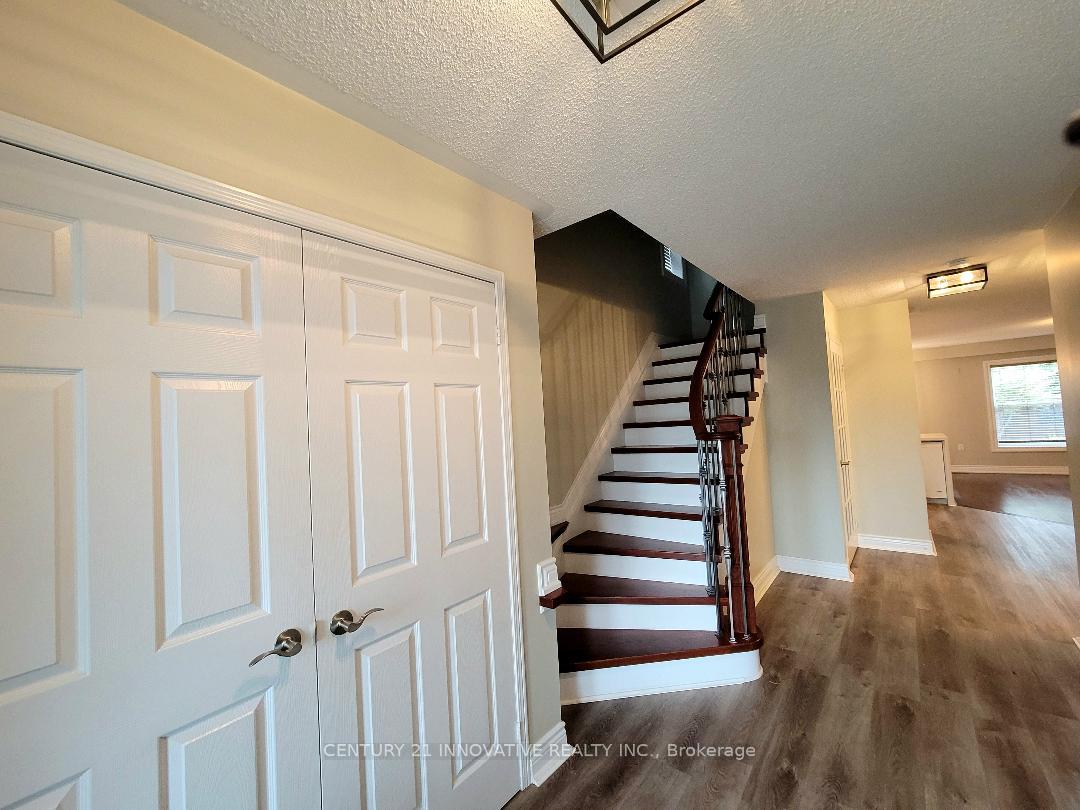 Photo 15 of 76 Bettina Place, Whitby, Rolling Acres — HOMEH