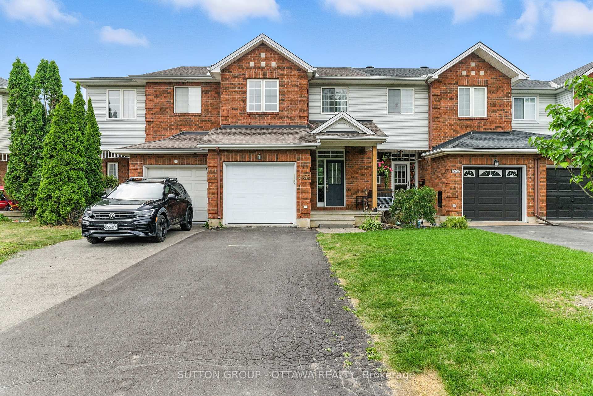 Photo 1 of 4430 Wildmint Square, Ottawa, Riverside South/Gloucester Glen — HOMEH