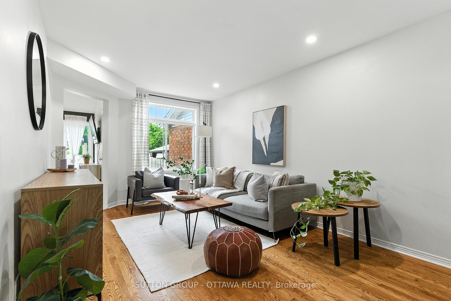Photo 7 of 4430 Wildmint Square, Ottawa, Riverside South/Gloucester Glen — HOMEH