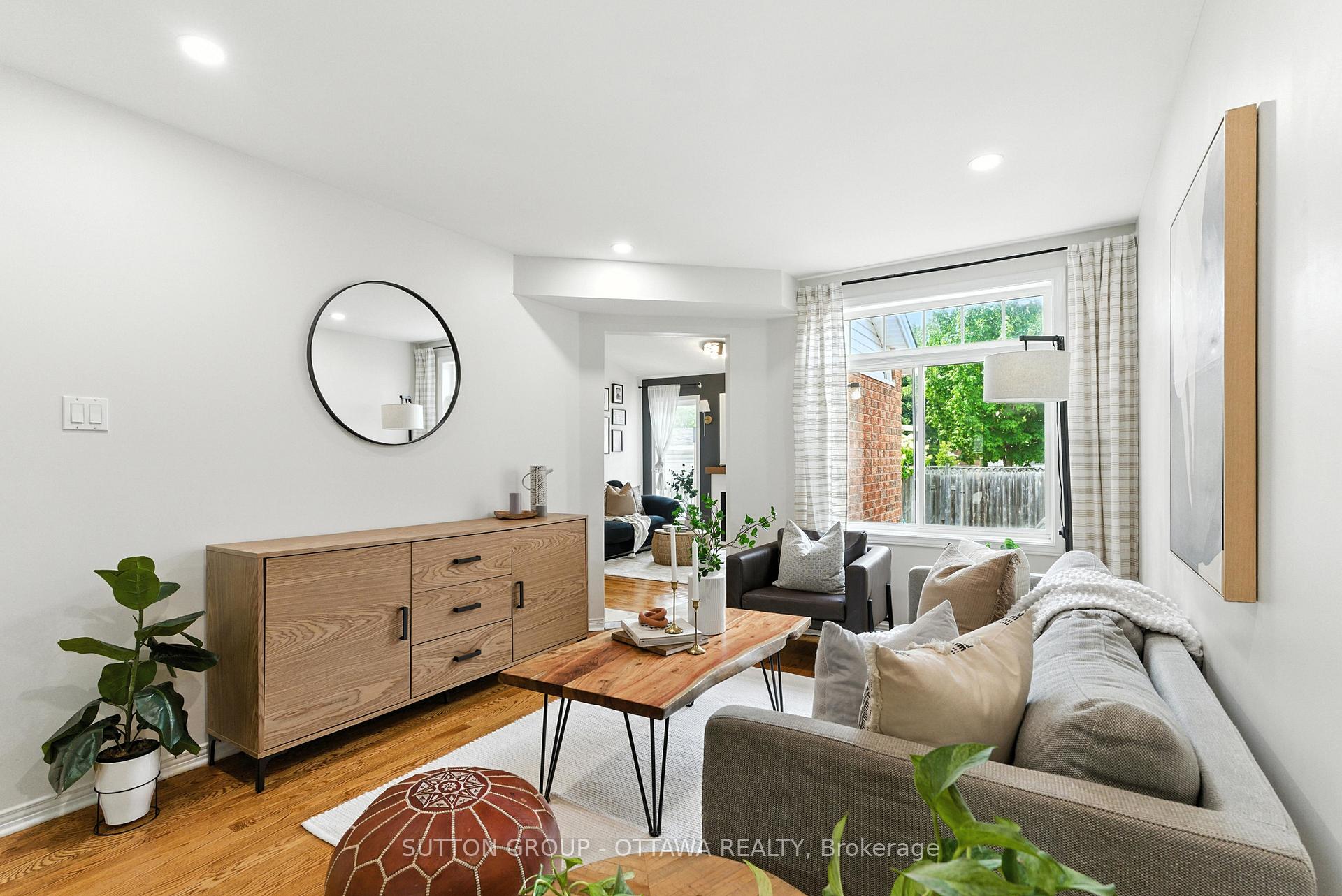 Photo 13 of 4430 Wildmint Square, Ottawa, Riverside South/Gloucester Glen — HOMEH