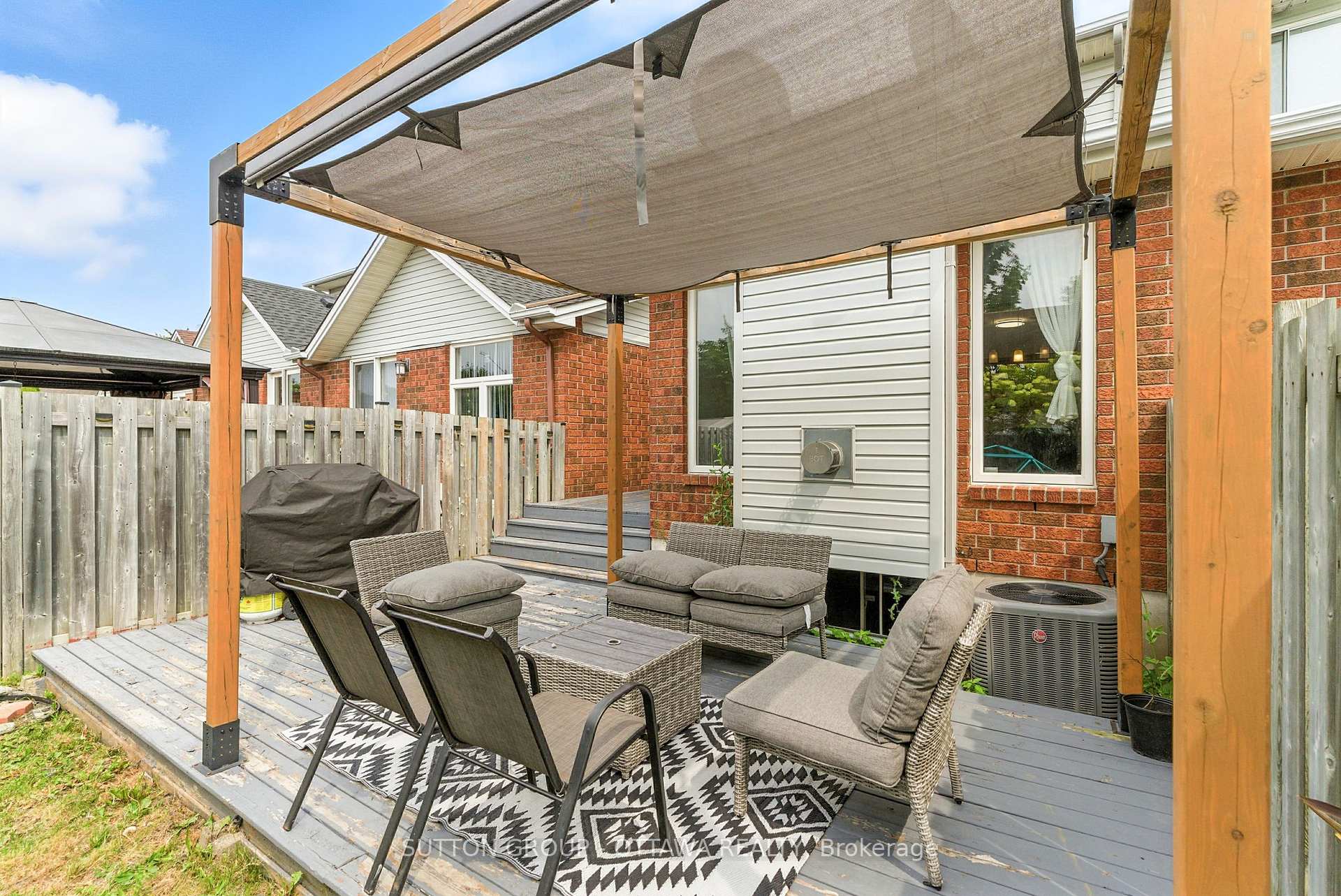 Photo 39 of 4430 Wildmint Square, Ottawa, Riverside South/Gloucester Glen — HOMEH