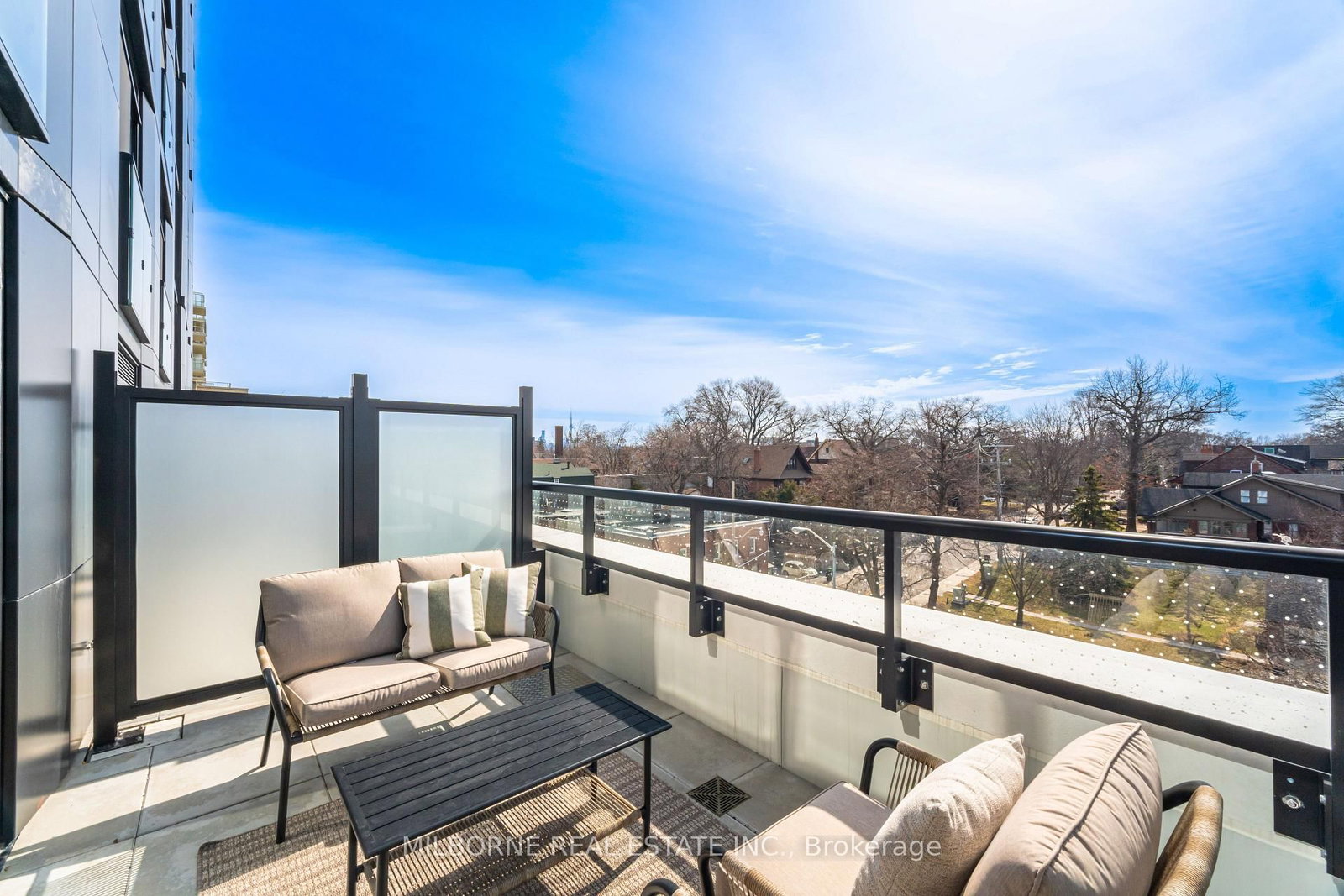 Photo 8 of Unit 508, 1660 Bloor St W, Toronto, High Park North — HOMEH
