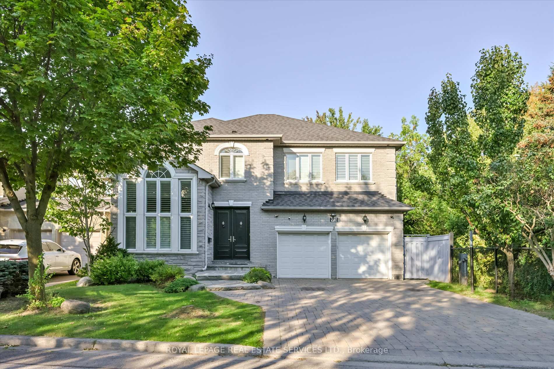 Photo 1 of 95 Loudon Crescent, Vaughan, Beverley Glen — HOMEH