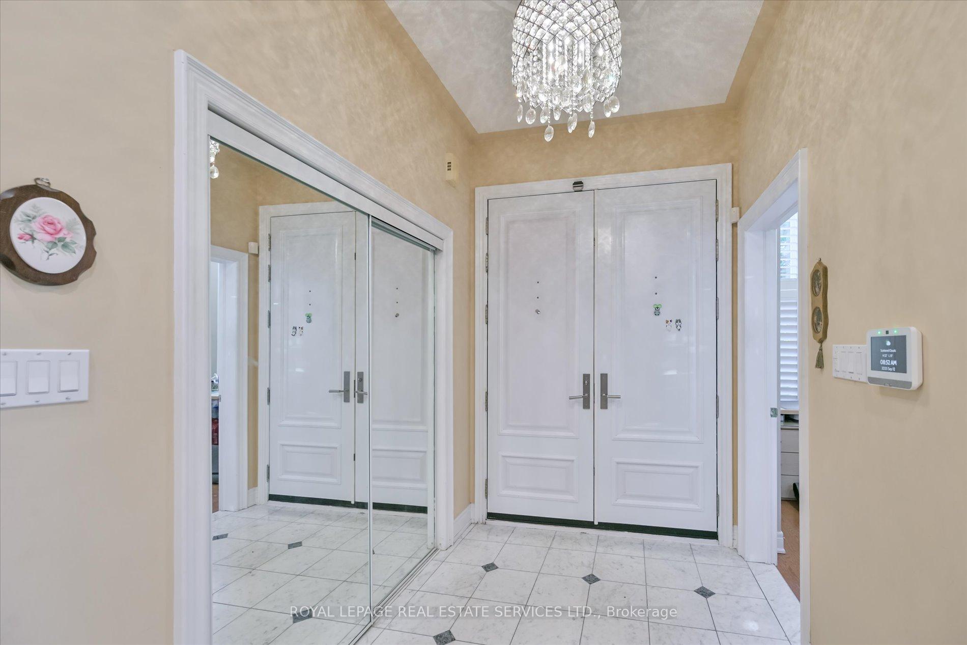 Photo 4 of 95 Loudon Crescent, Vaughan, Beverley Glen — HOMEH