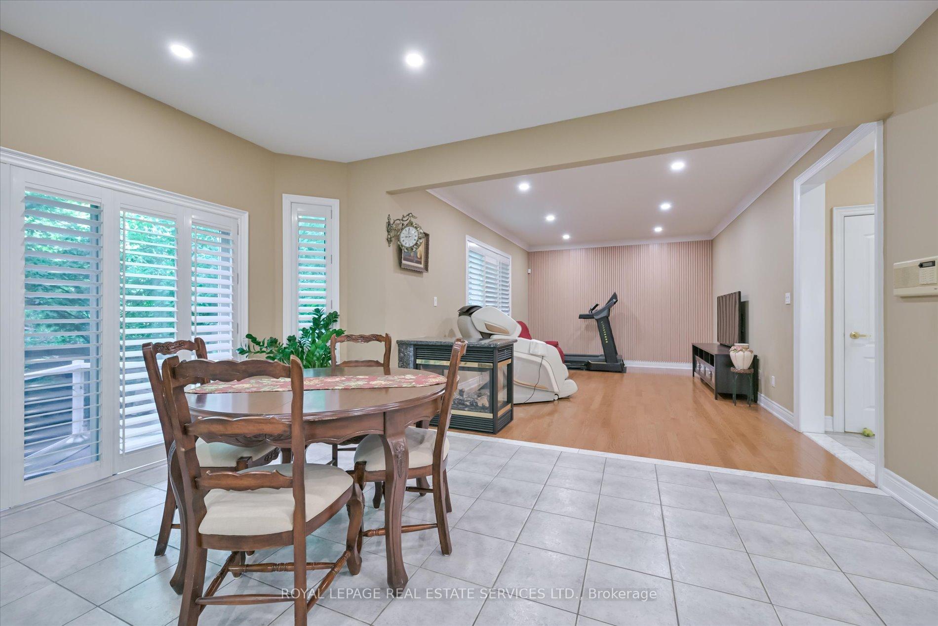 Photo 17 of 95 Loudon Crescent, Vaughan, Beverley Glen — HOMEH