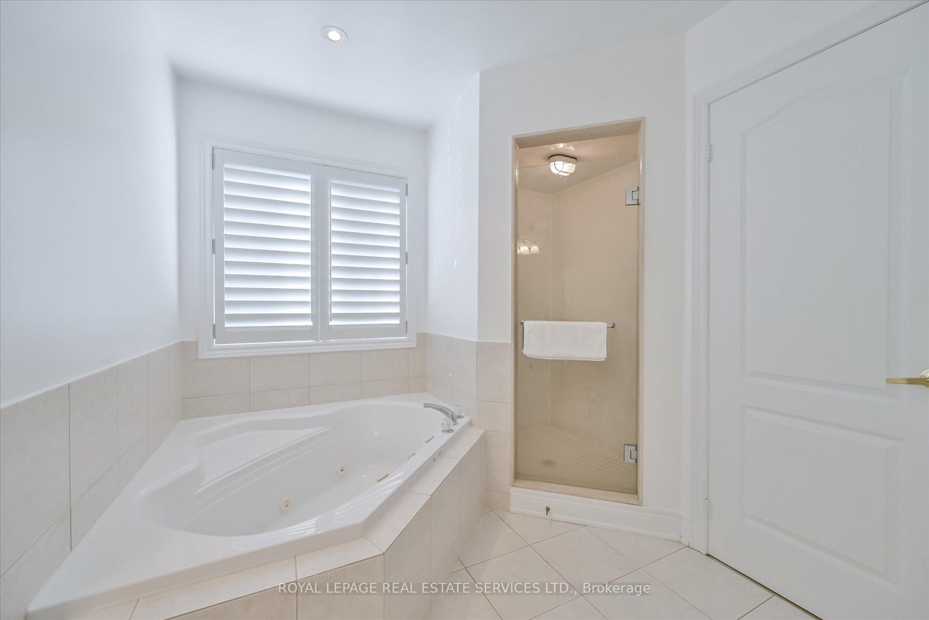 Photo 29 of 95 Loudon Crescent, Vaughan, Beverley Glen — HOMEH