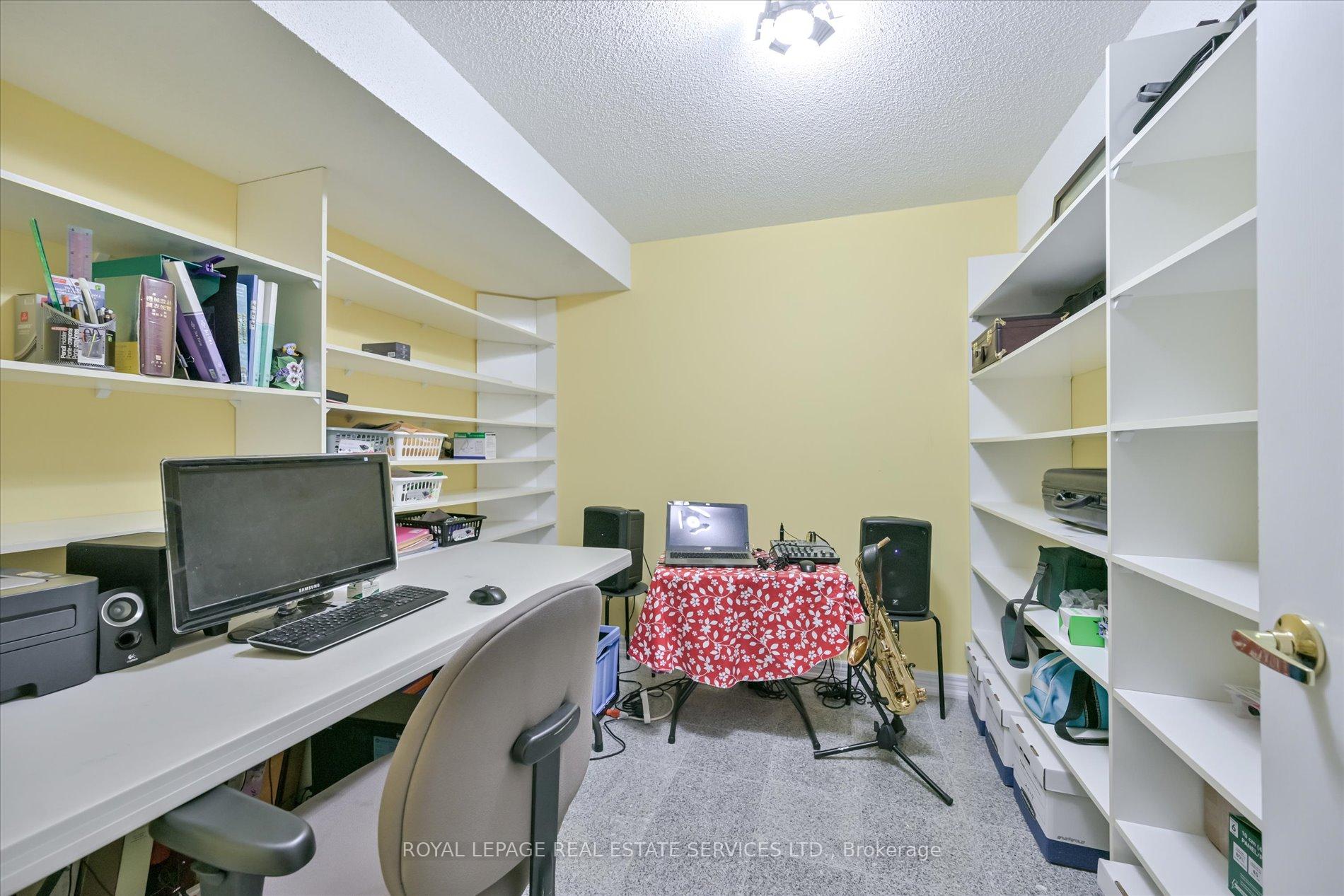 Photo 41 of 95 Loudon Crescent, Vaughan, Beverley Glen — HOMEH
