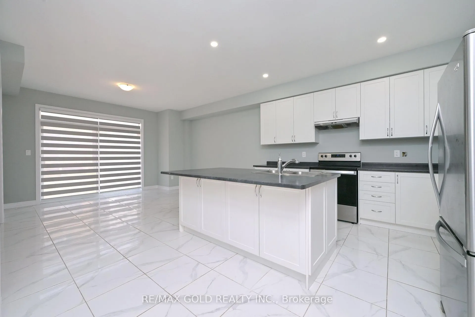 Photo 18 of 138 Nottingham Road, Barrie, Rural Barrie Southeast — HOMEH